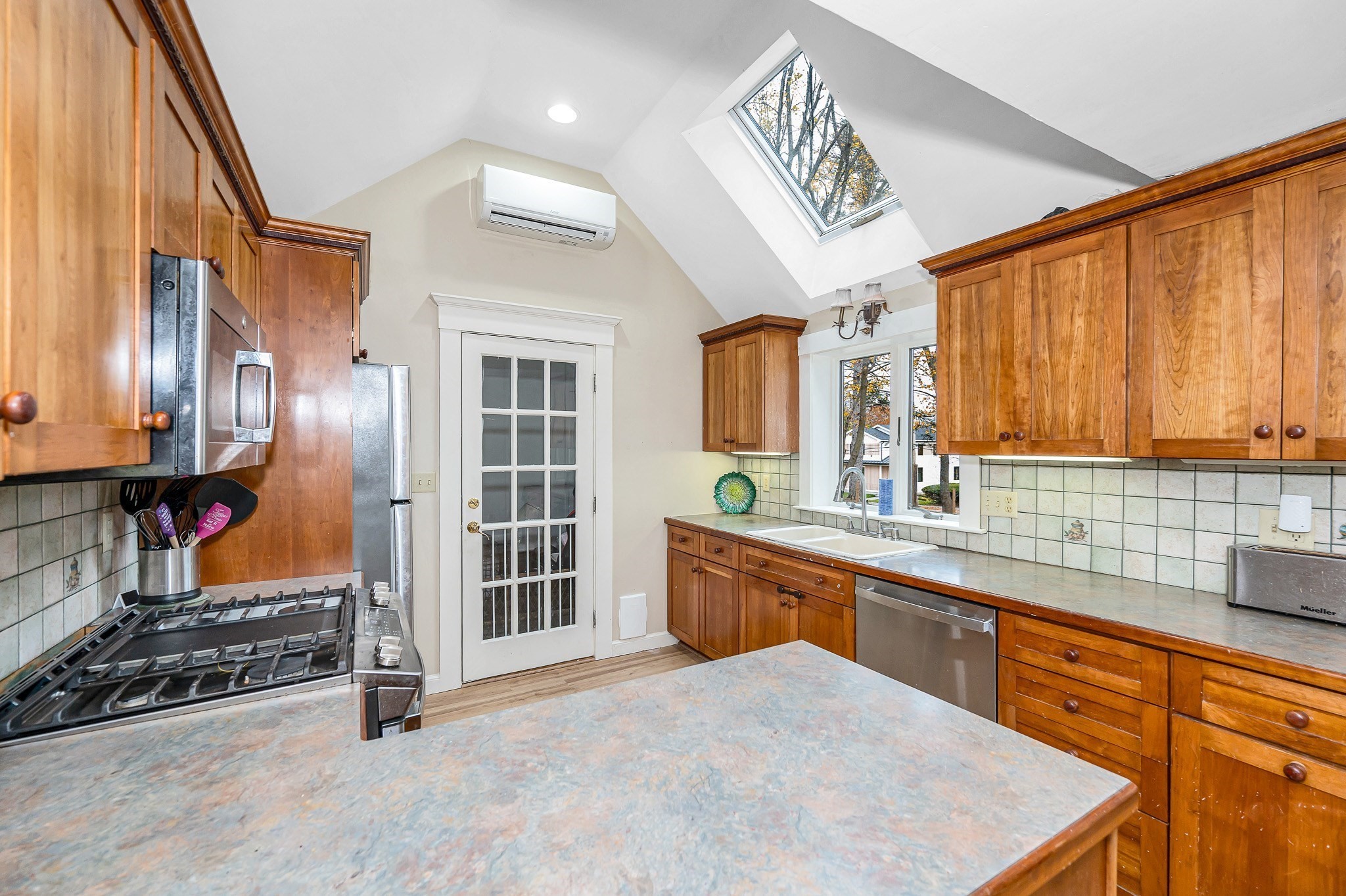 856 Main Street, Reading, MA 01867 - Image 11