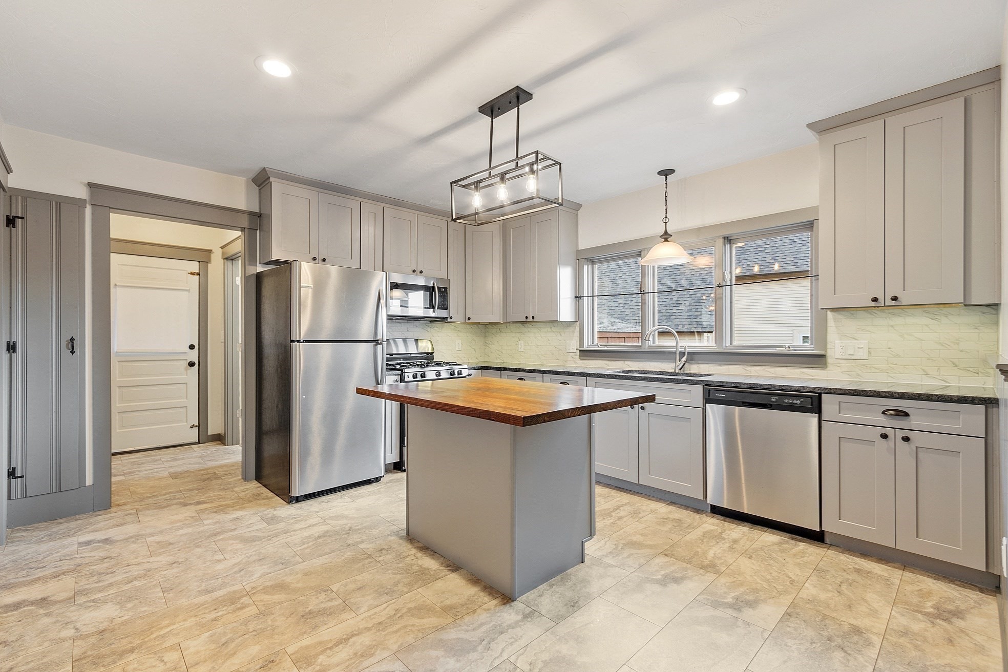 195 Marshall St, Fitchburg, MA 01420 - Image 13