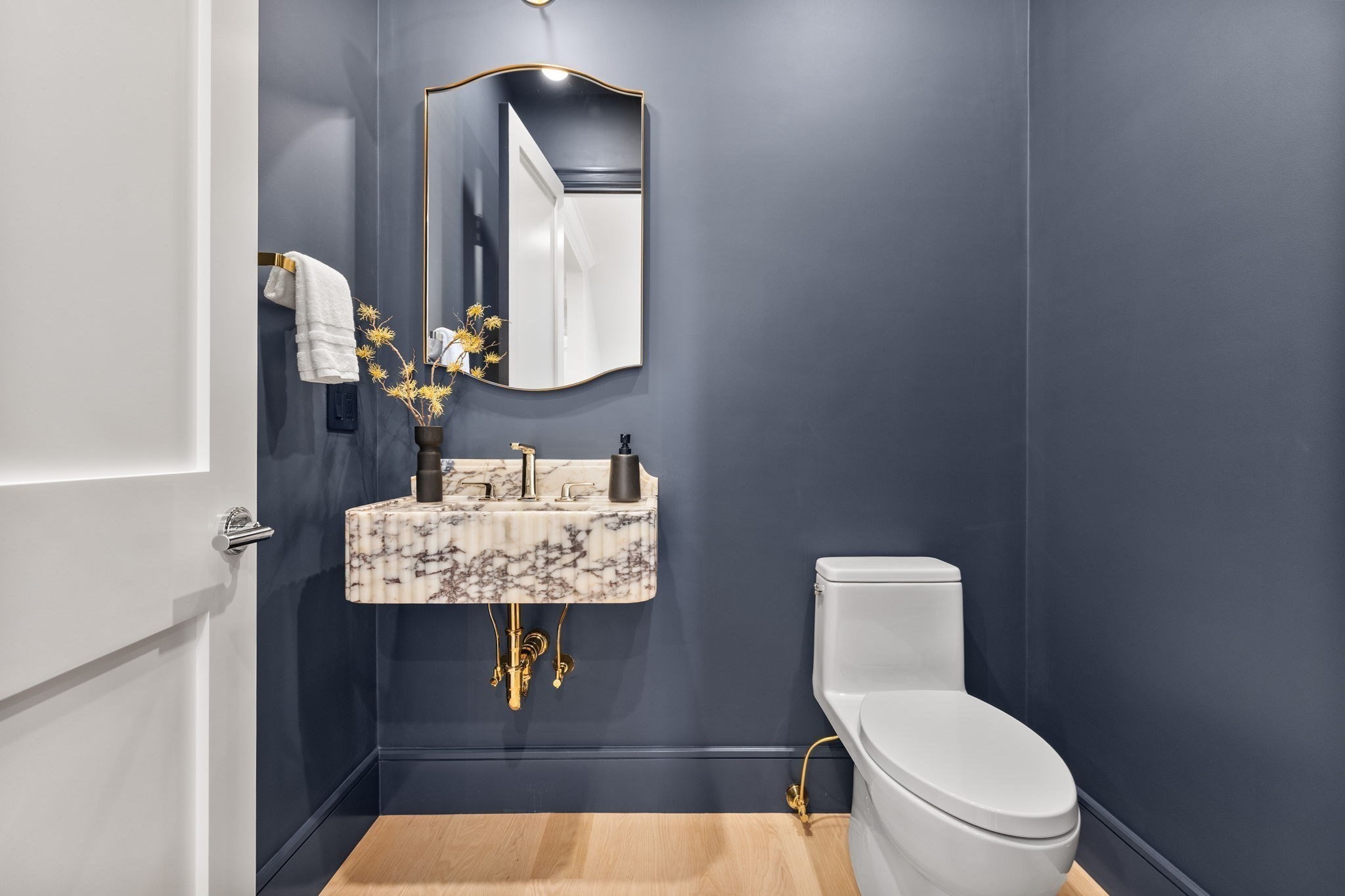 247 Broad Meadow Rd, Needham, MA 02492 - Image 12