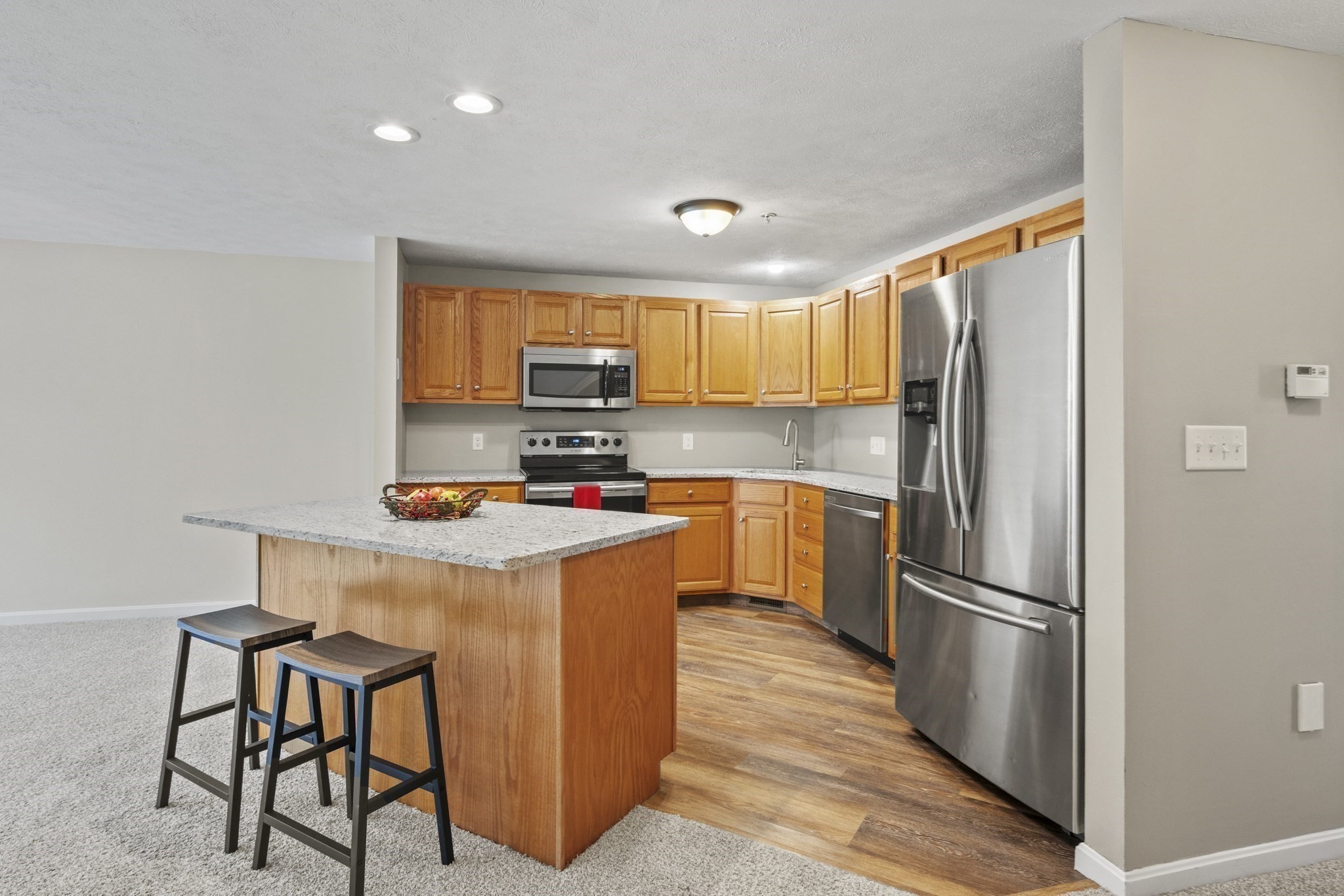 189 Bridle Cross Rd Unit 189, Fitchburg, MA 01420 - Image 2