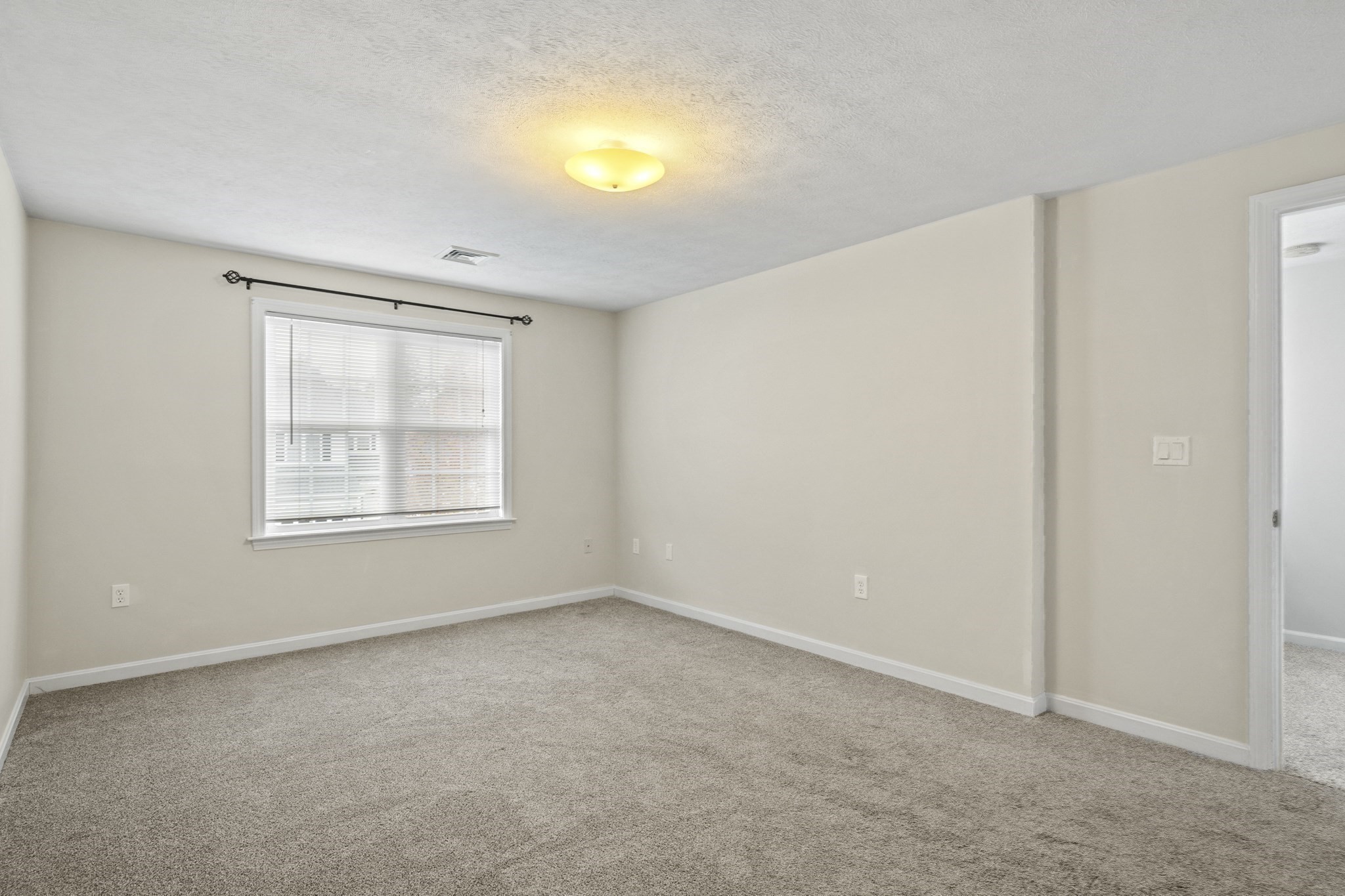 189 Bridle Cross Rd Unit 189, Fitchburg, MA 01420 - Image 13