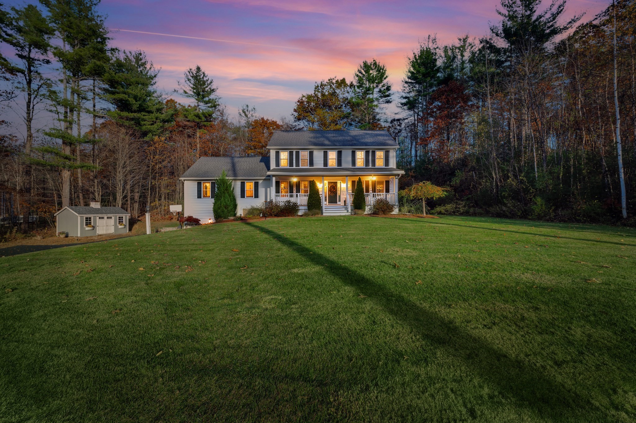 21 Wildbrook Dr, Rutland, MA 01543