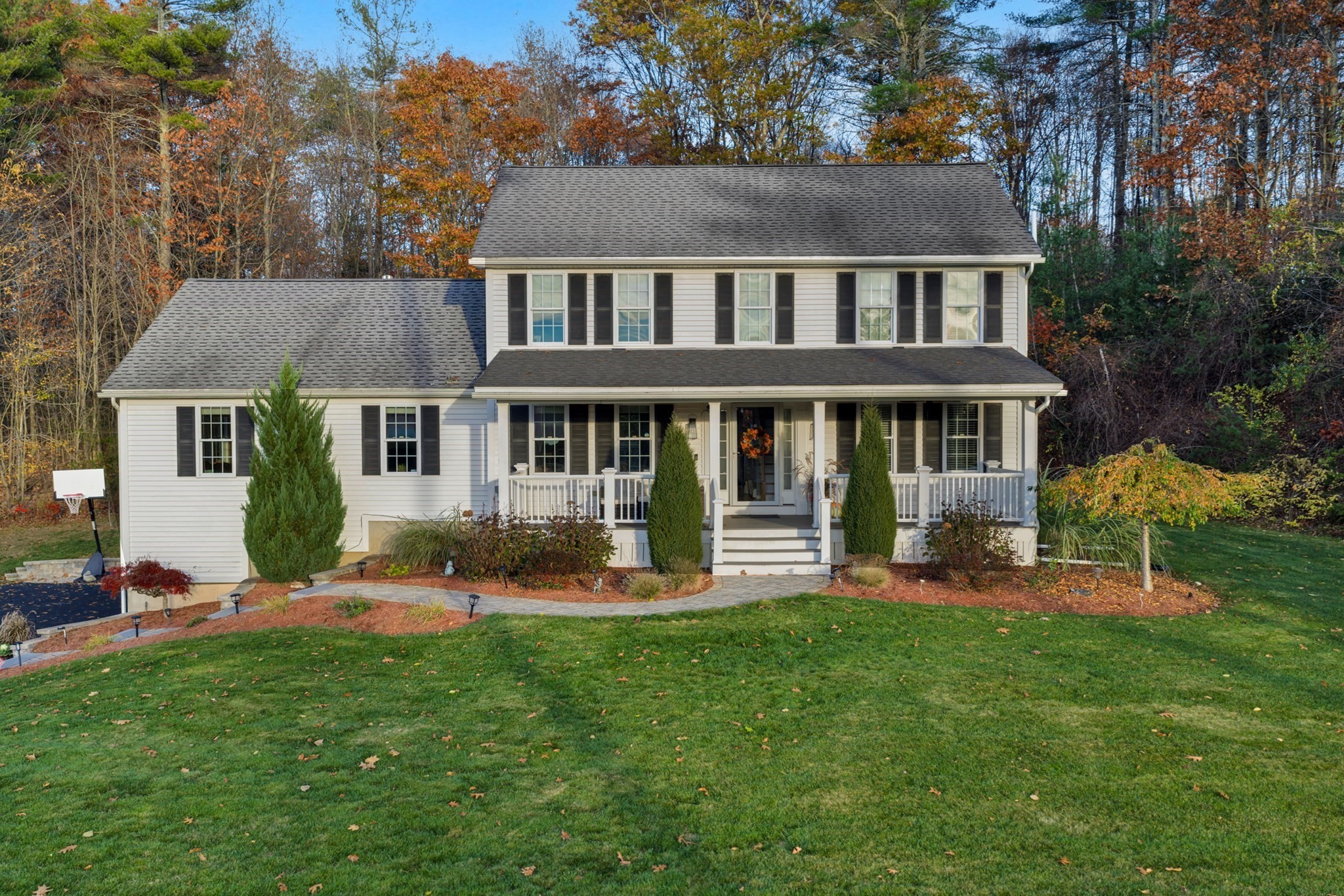 21 Wildbrook Dr, Rutland, MA 01543 - Image 2