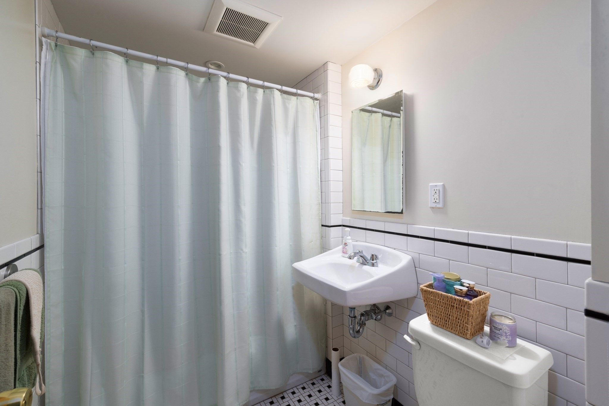 81 Franklin Street, Lynn, MA 01902 - Image 25