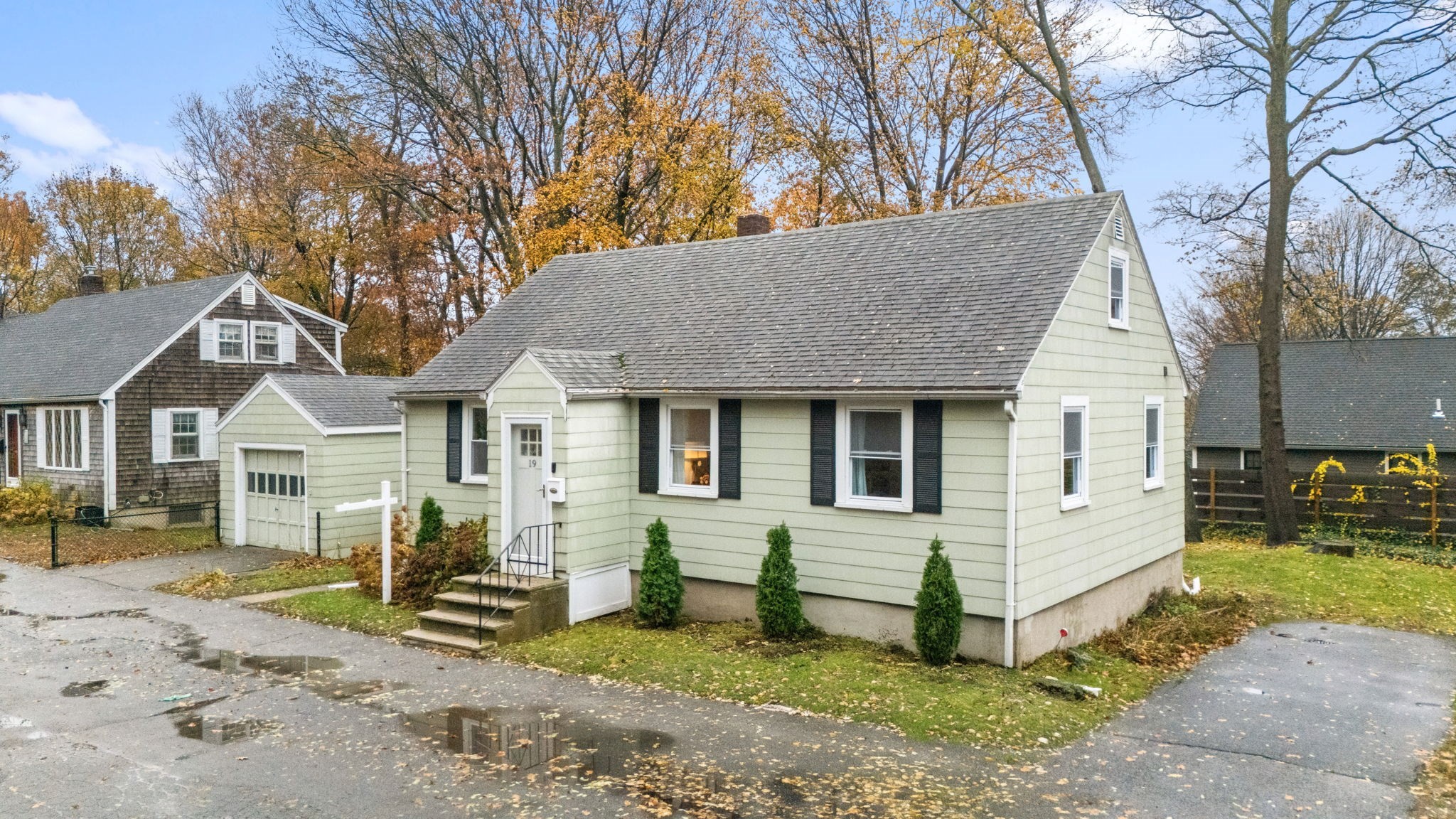 19 Cedar St, Beverly, MA 01915 - Image 5