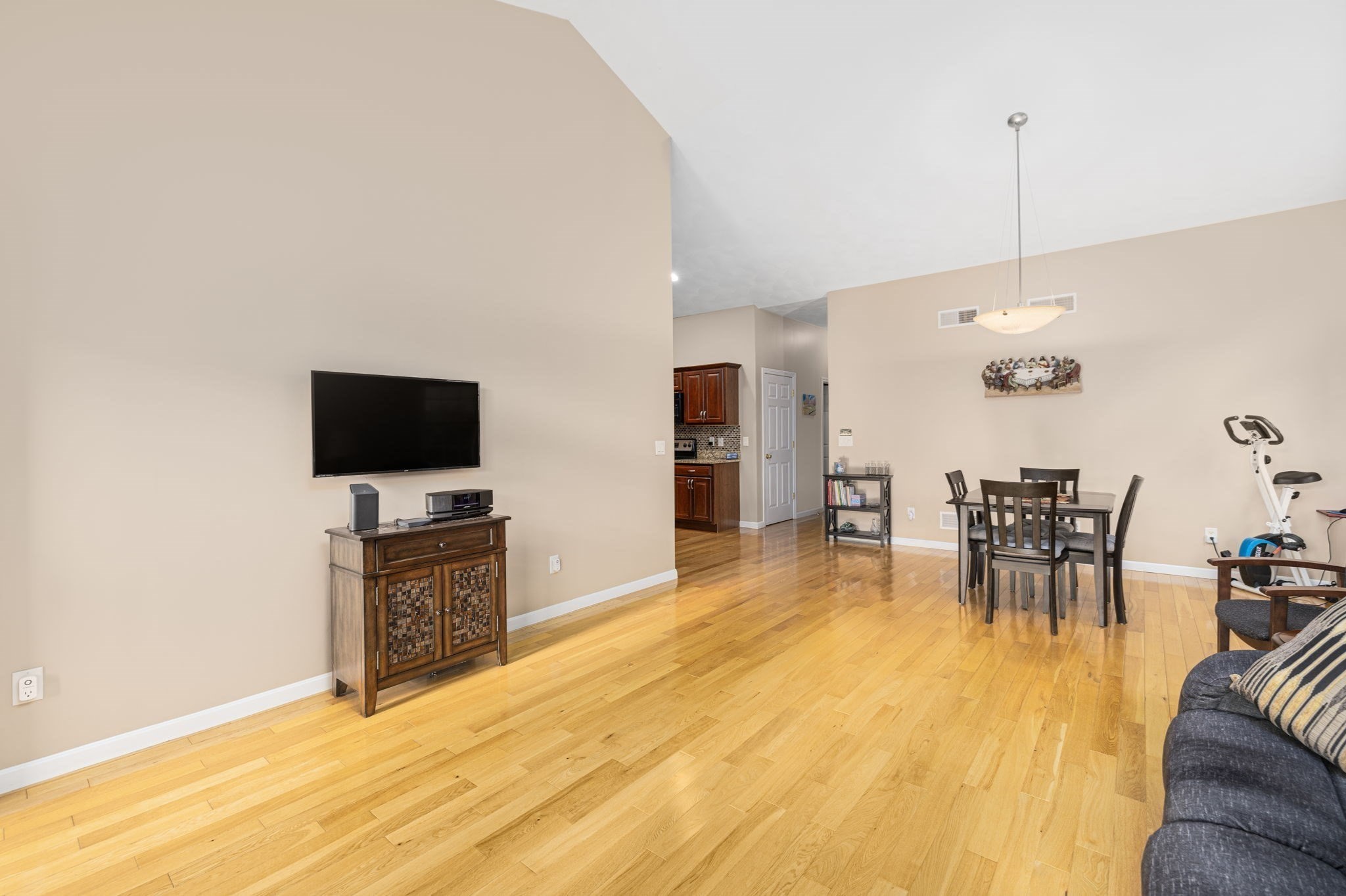 145 Smithfield Road Unit B, North Providence, RI 02904 - Image 8