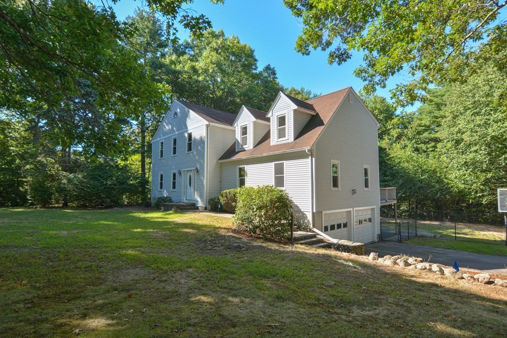 50 Heather Lane, Wrentham, MA 02093 - Image 2