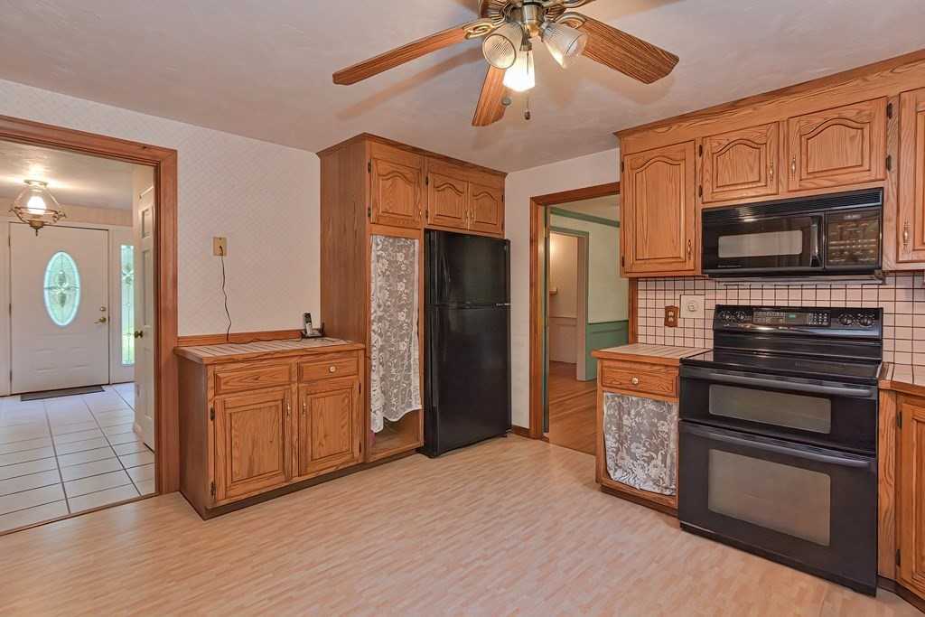 50 Heather Lane, Wrentham, MA 02093 - Image 11