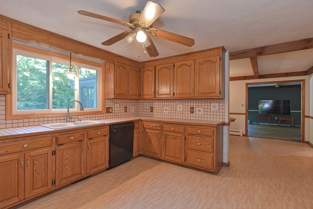 50 Heather Lane, Wrentham, MA 02093 - Image 15