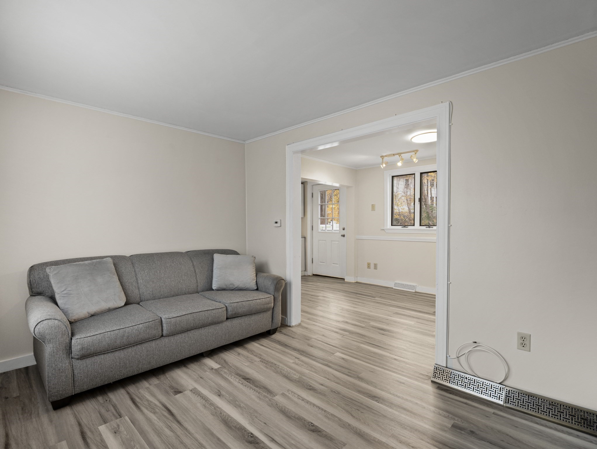 447 Stevens St, North Andover, MA 01845 - Image 4