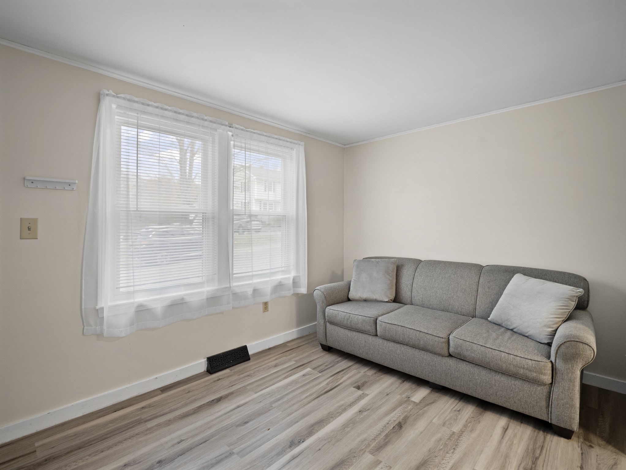 447 Stevens St, North Andover, MA 01845 - Image 5