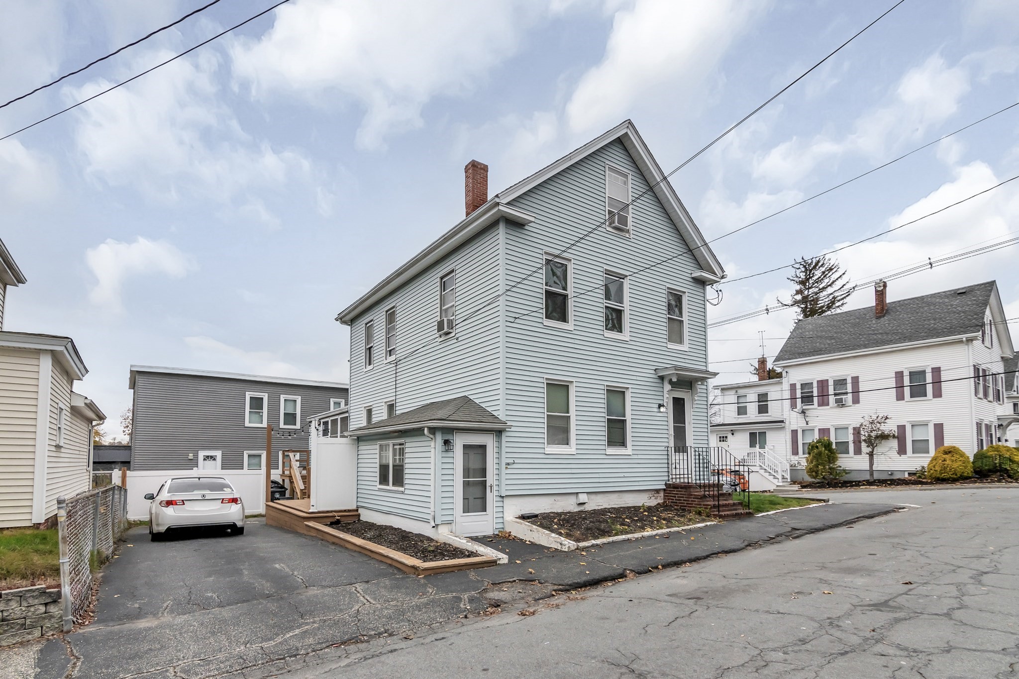 192 Franklin St, Haverhill, MA 01830