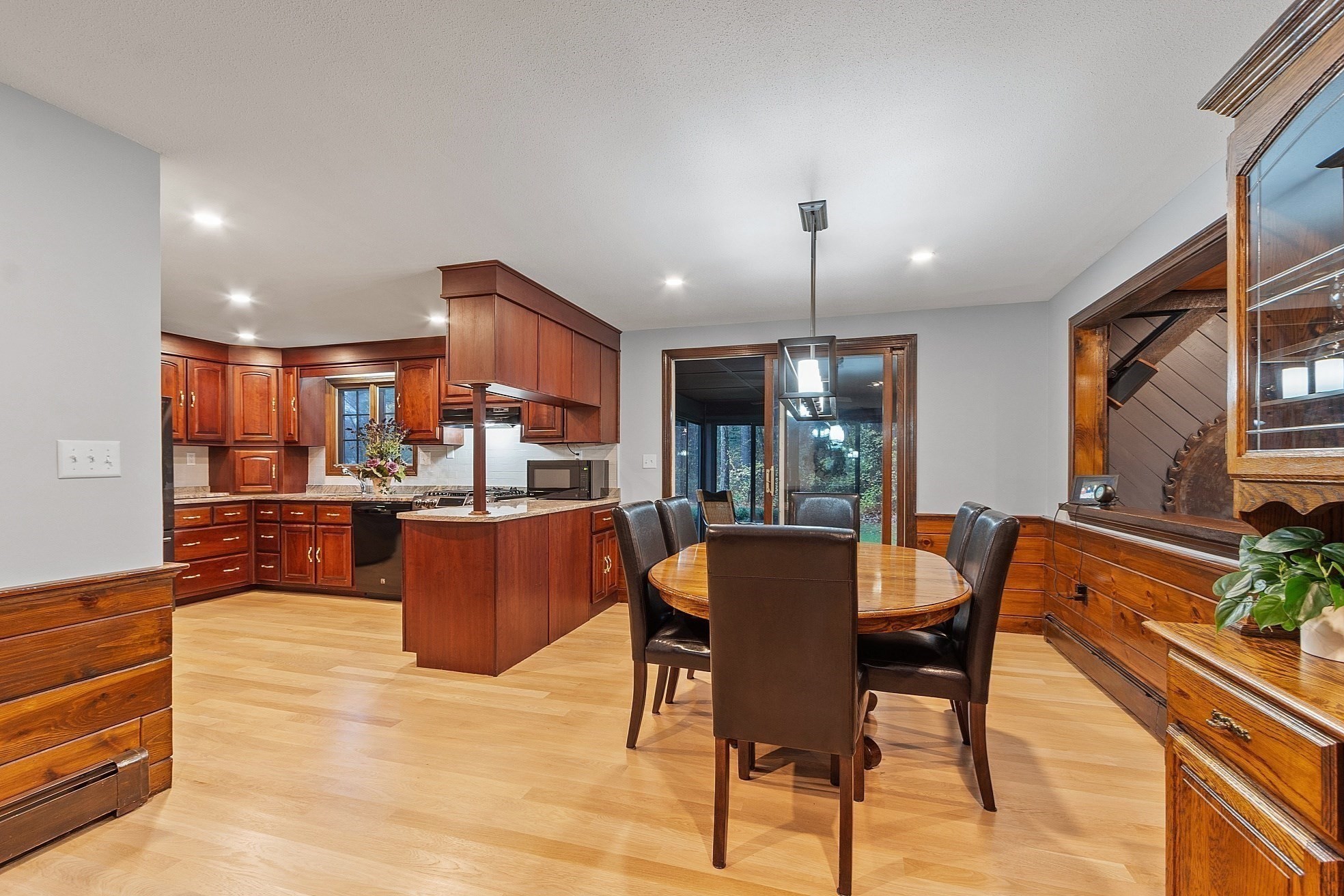 114 Stonecleave Road, North Andover, MA 01845 - Image 3