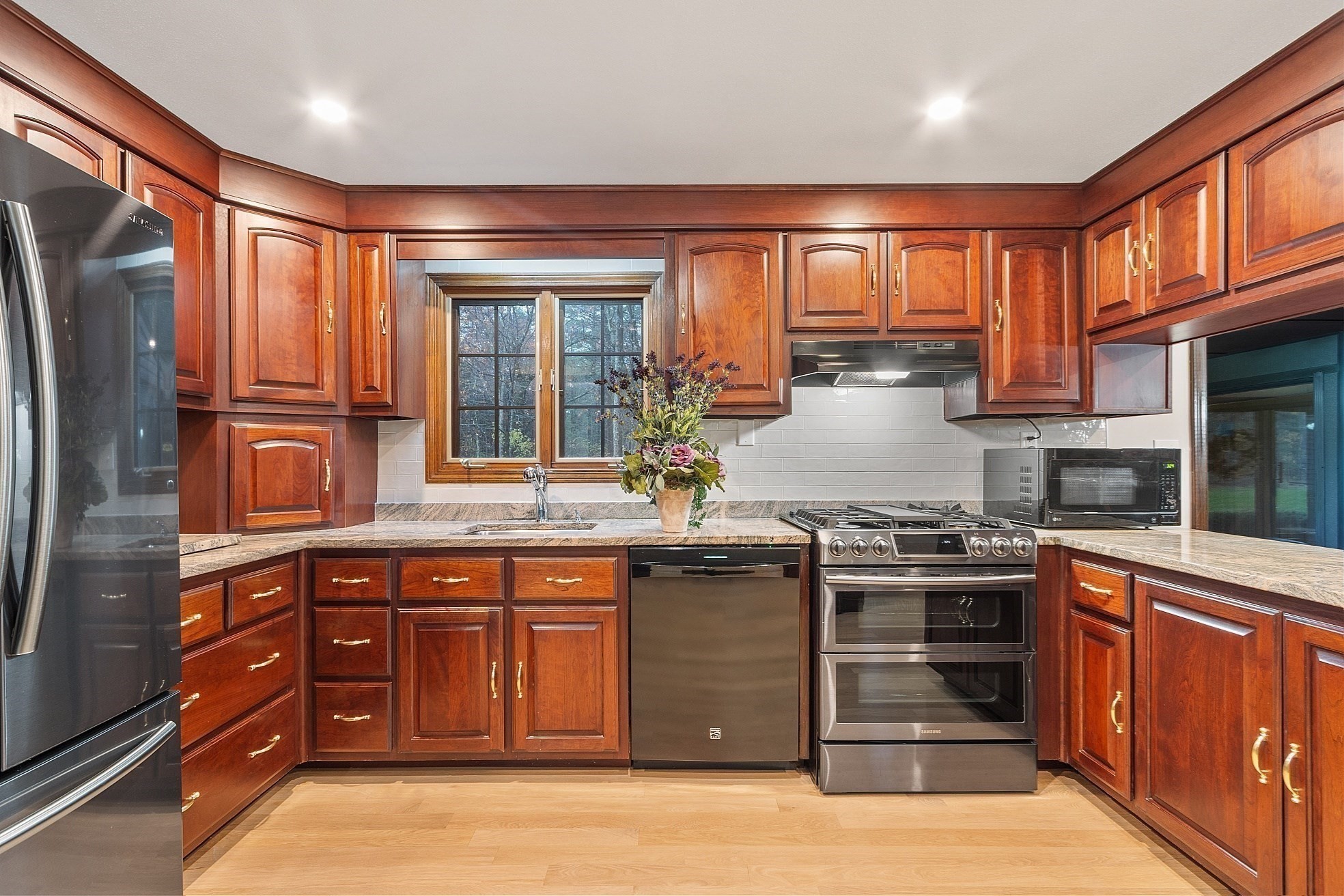 114 Stonecleave Road, North Andover, MA 01845 - Image 4