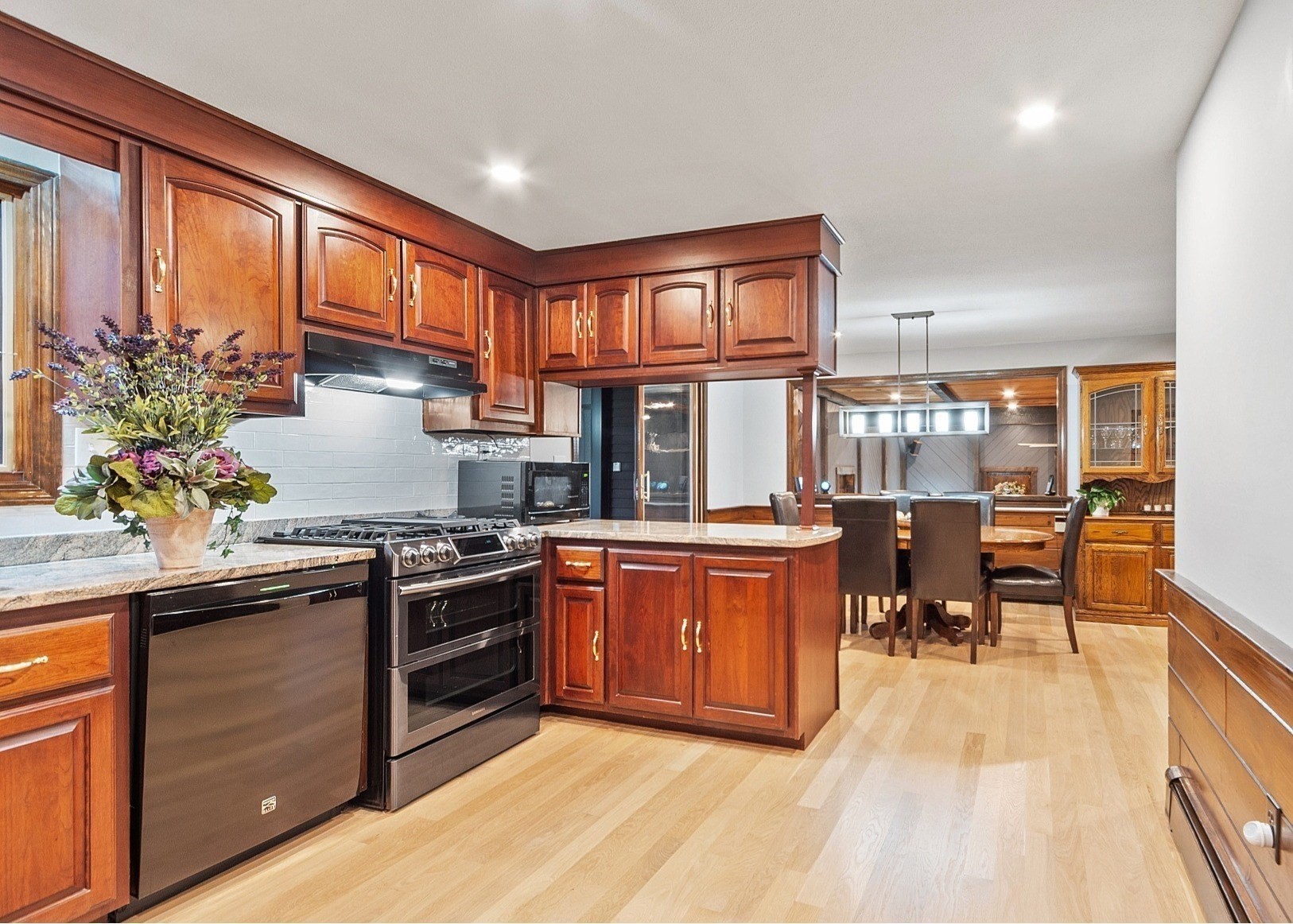 114 Stonecleave Road, North Andover, MA 01845 - Image 5