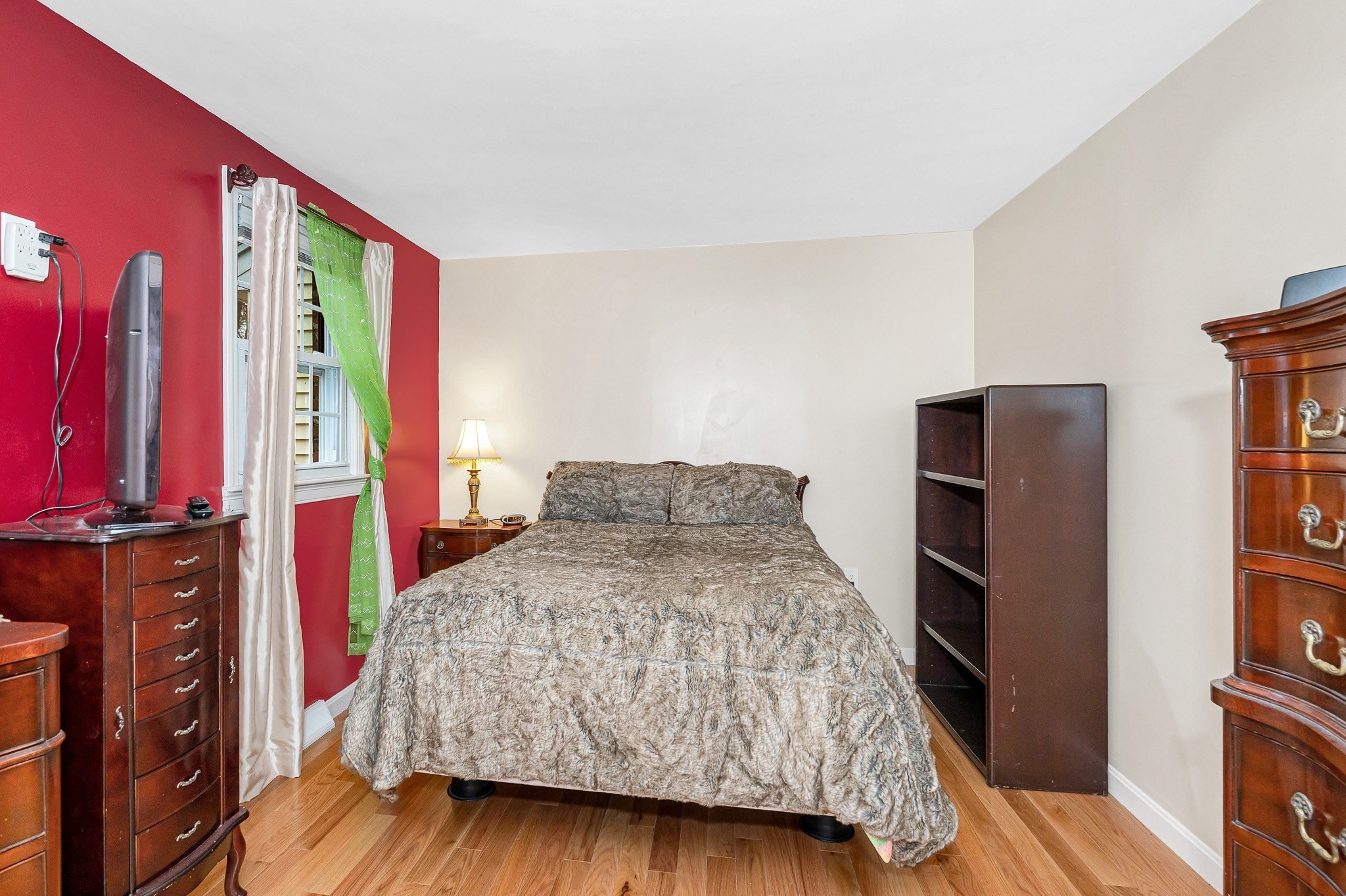 454 Dunstable Road, Tyngsborough, MA 01879 - Image 16