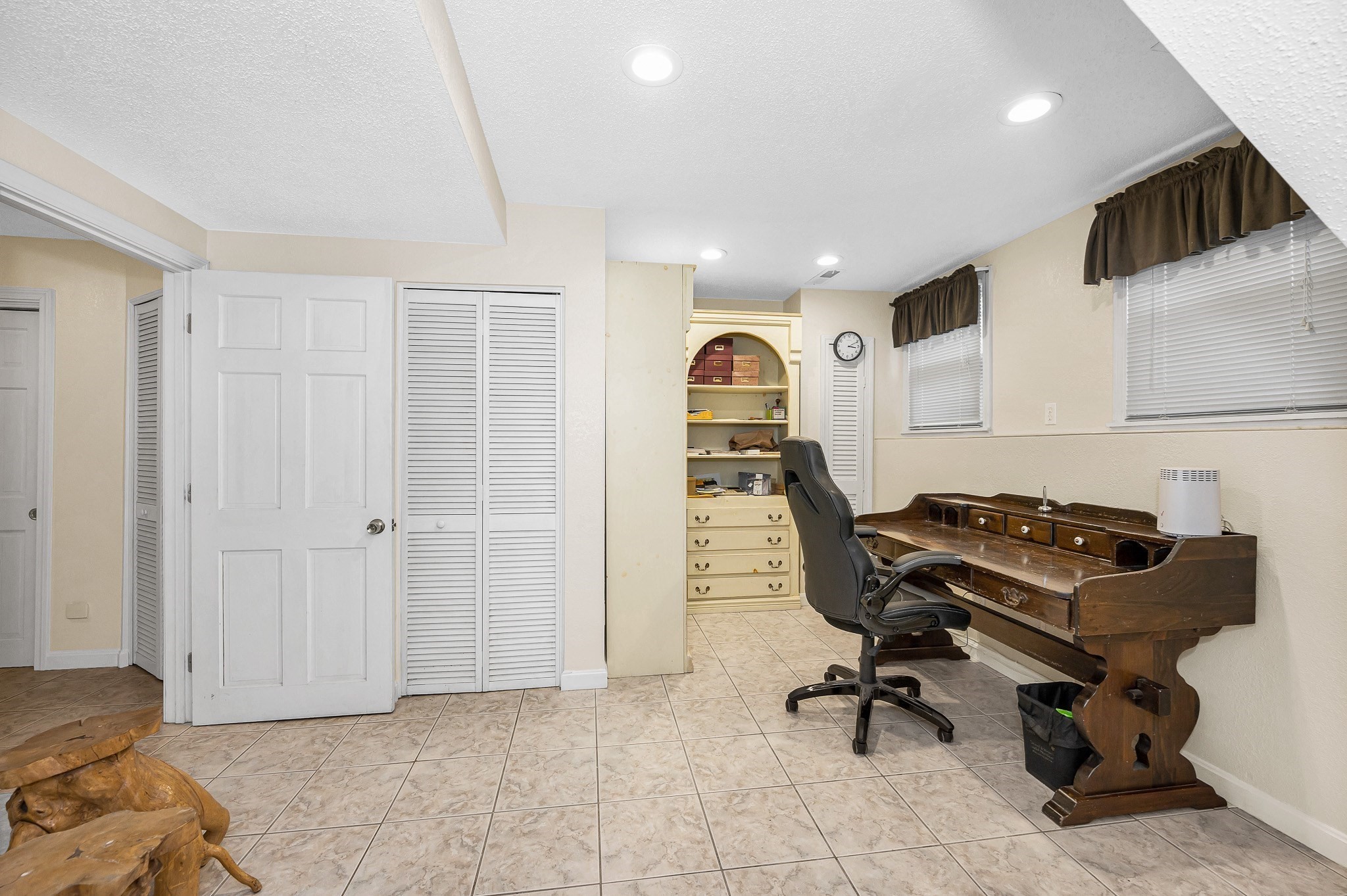 454 Dunstable Road, Tyngsborough, MA 01879 - Image 30