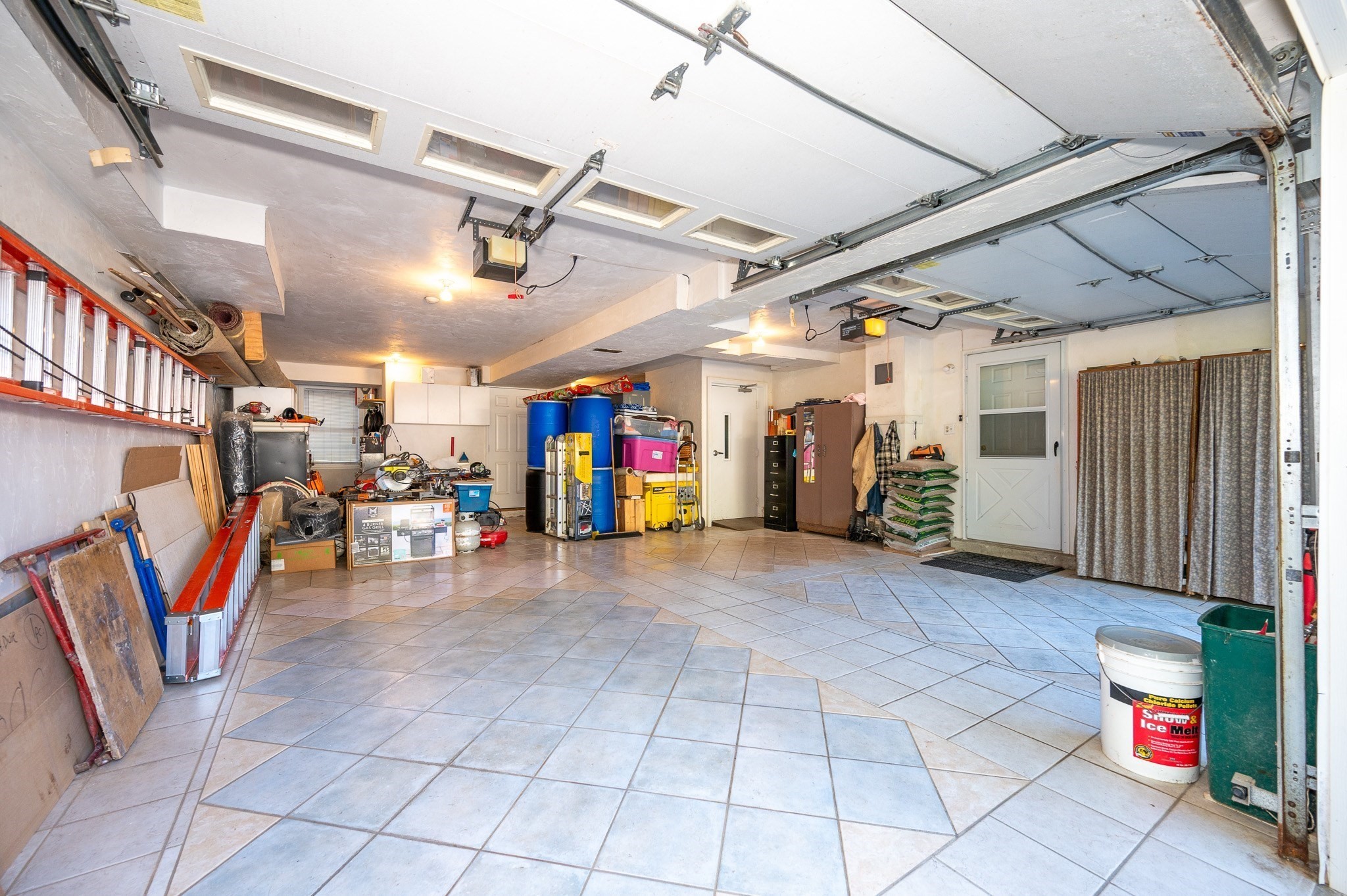 454 Dunstable Road, Tyngsborough, MA 01879 - Image 35