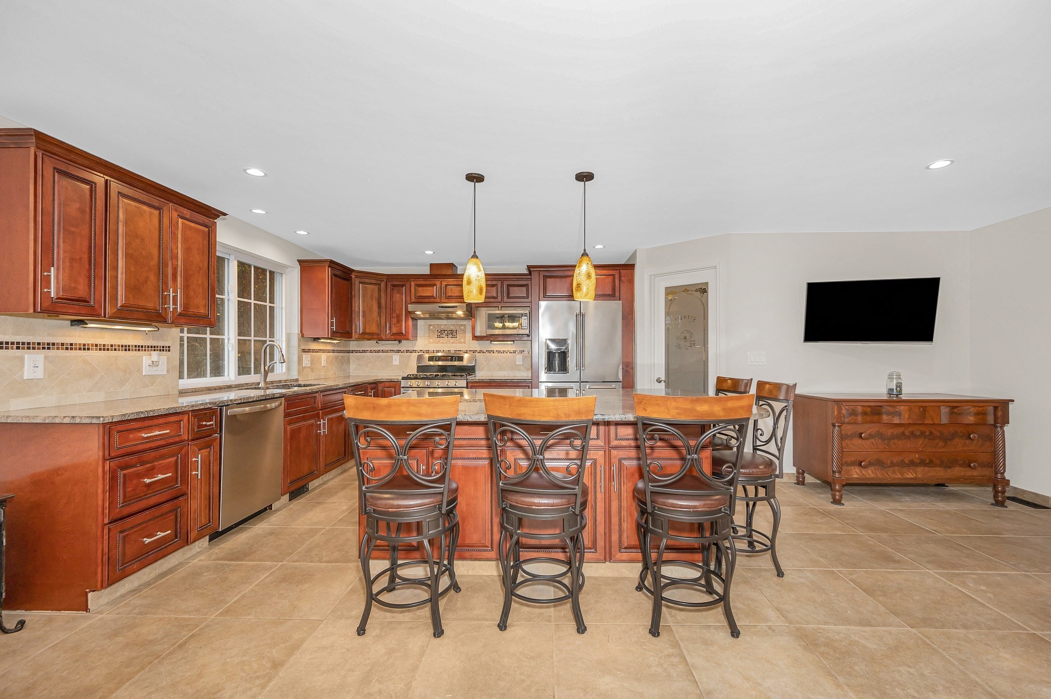 454 Dunstable Road, Tyngsborough, MA 01879 - Image 8