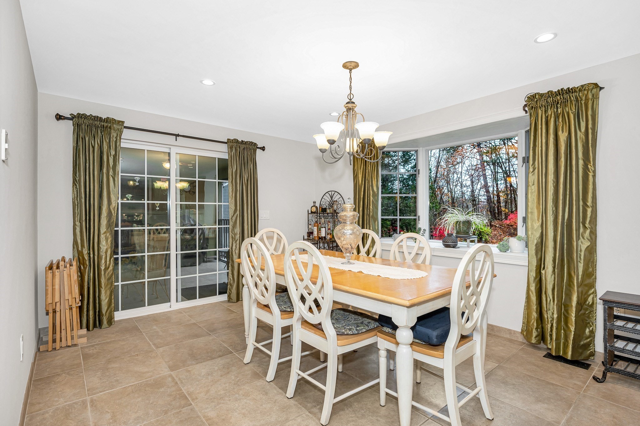 454 Dunstable Road, Tyngsborough, MA 01879 - Image 10