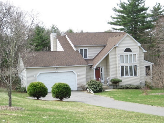 51 Sheffield Dr, Belchertown, MA 01007