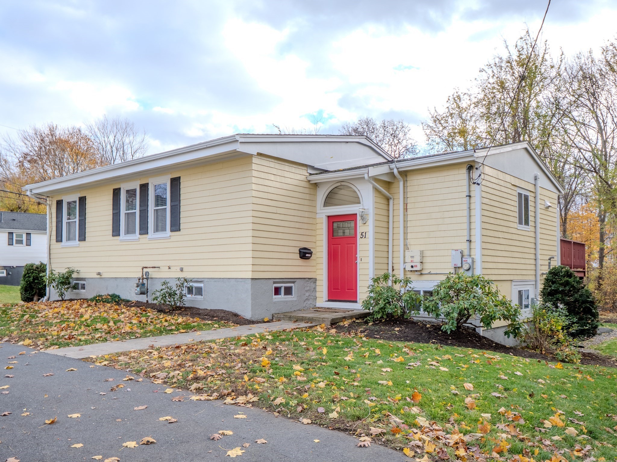 51 Lancaster Rd, Dedham, MA 02026