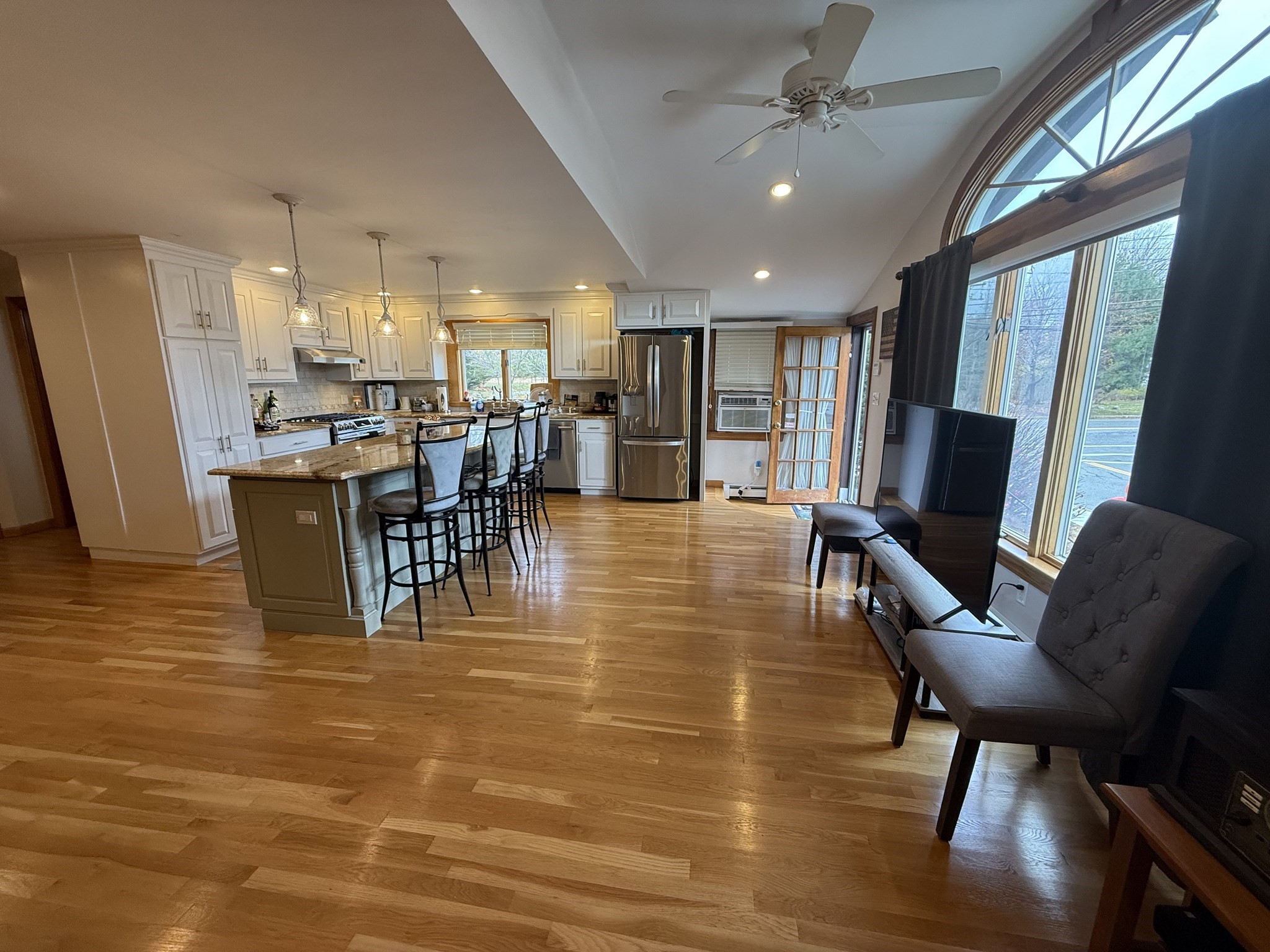 104 Forest Park Road, Woburn, MA 01801 - Image 16