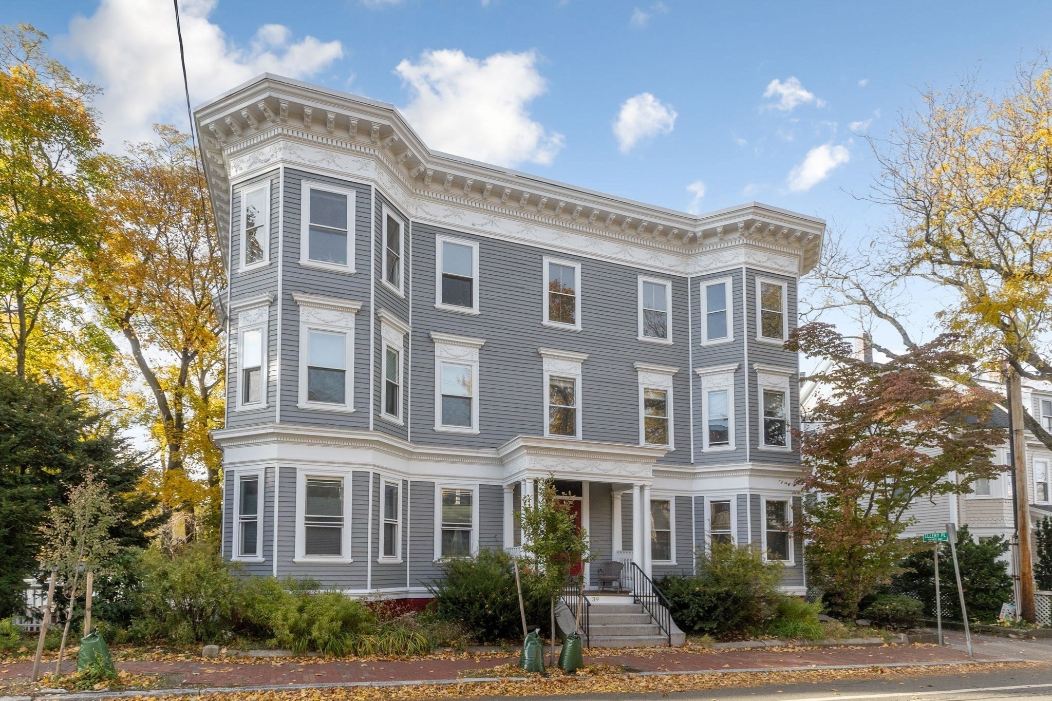 39 Ellery Street Unit 6, Cambridge, MA 02138