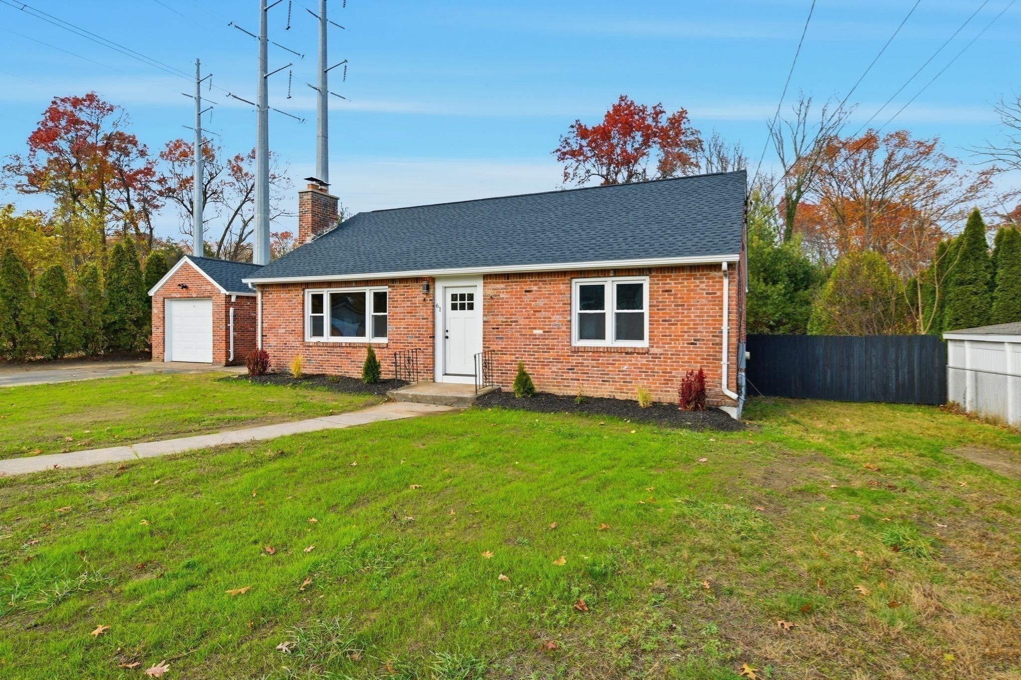 61 Clarence St, West Springfield, MA 01089 - Image 2