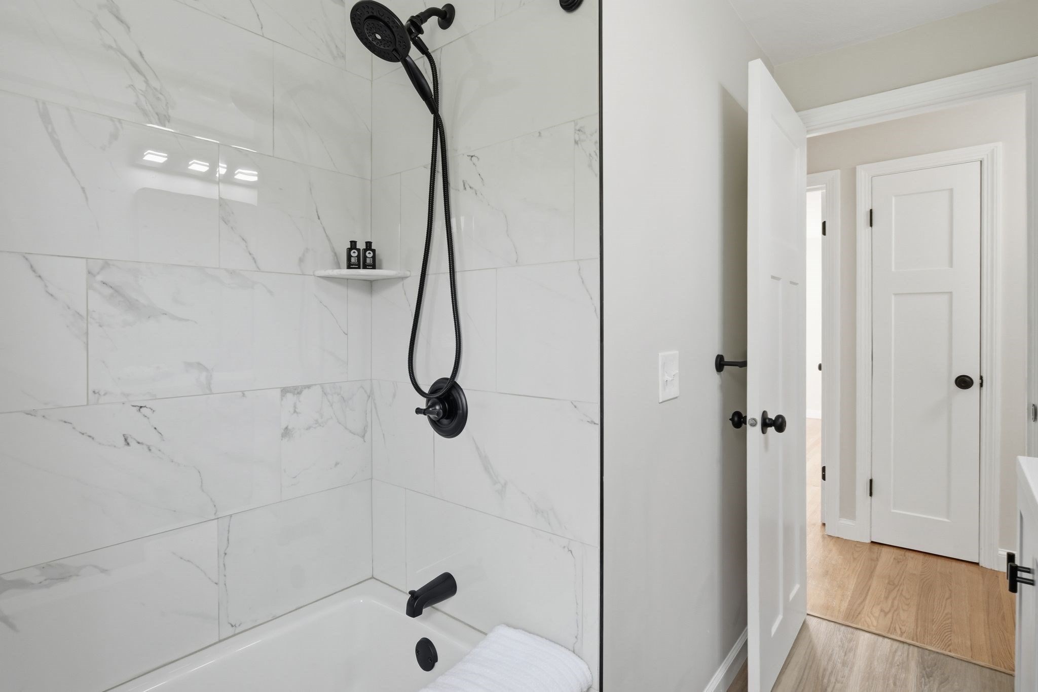 61 Clarence St, West Springfield, MA 01089 - Image 23