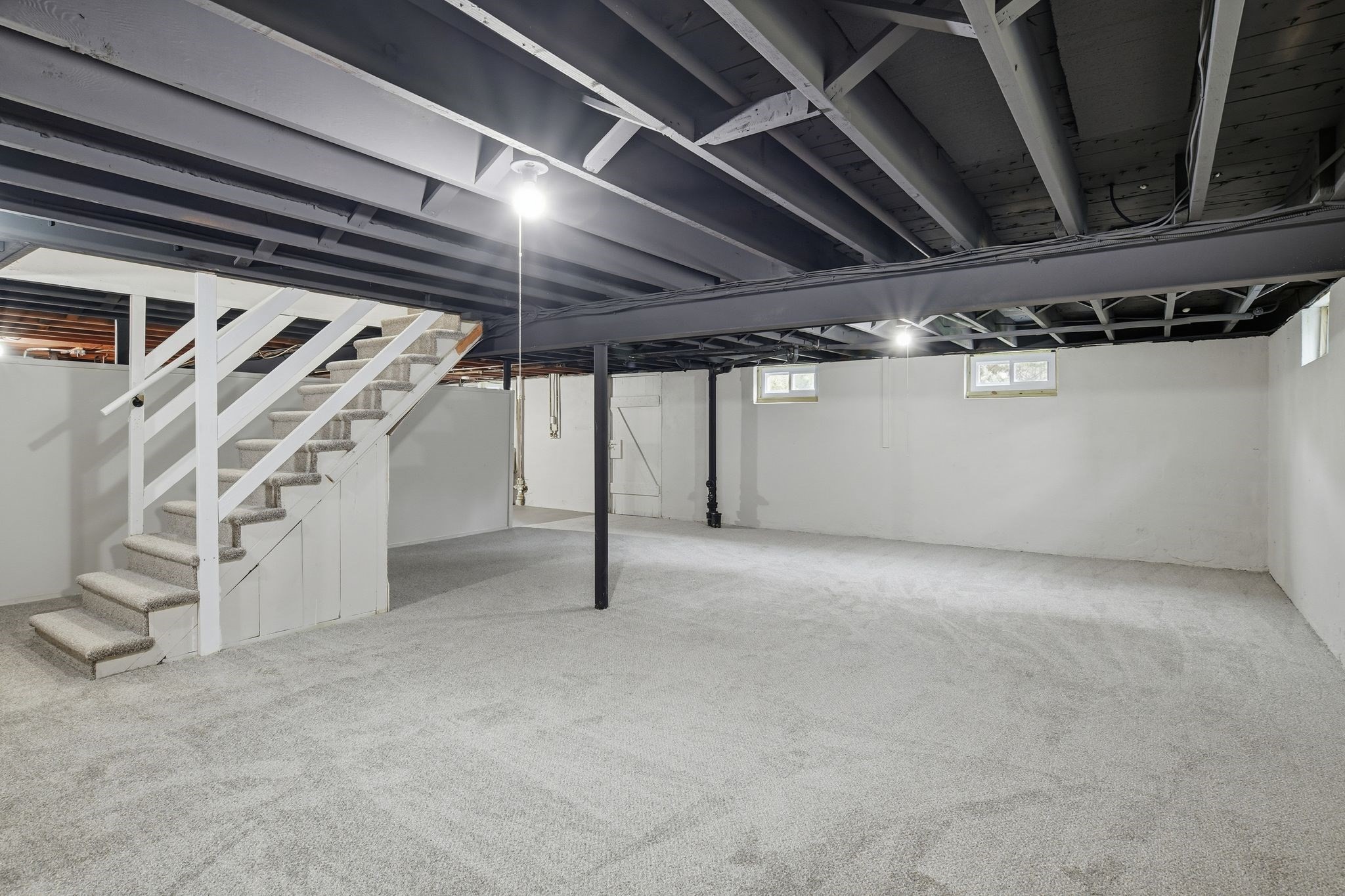 61 Clarence St, West Springfield, MA 01089 - Image 32