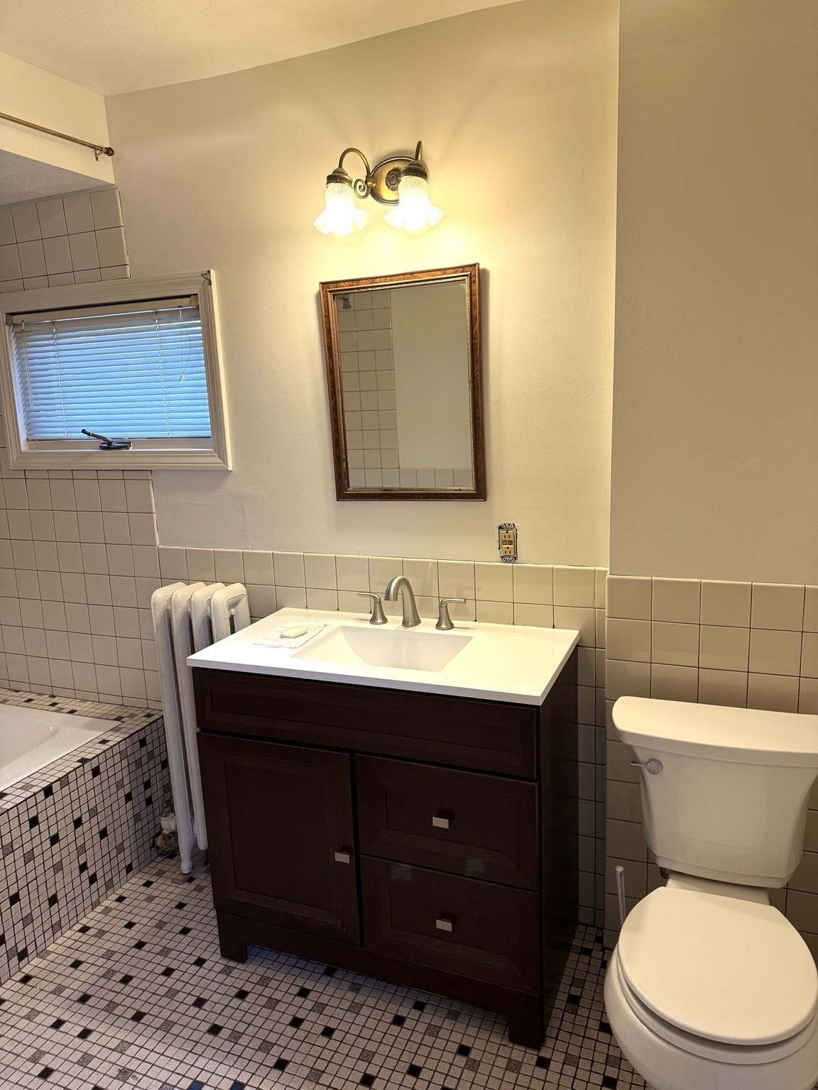 21 Westford Cir, Springfield, MA 01119 - Image 14