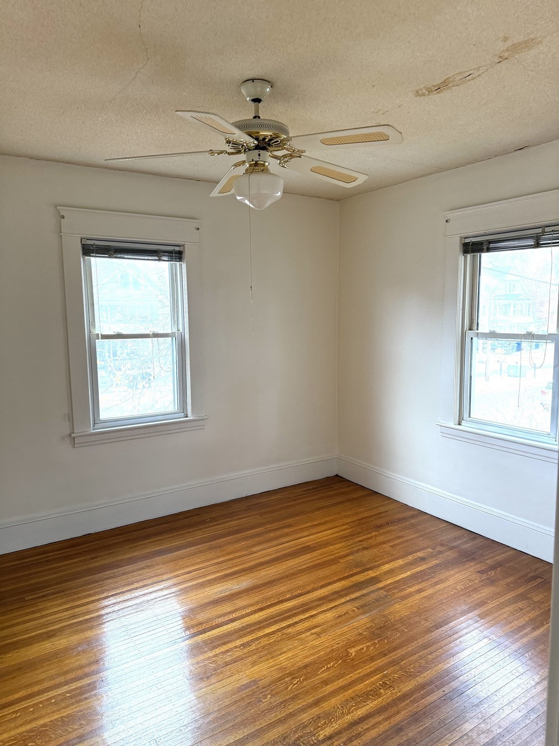 21 Westford Cir, Springfield, MA 01119 - Image 16