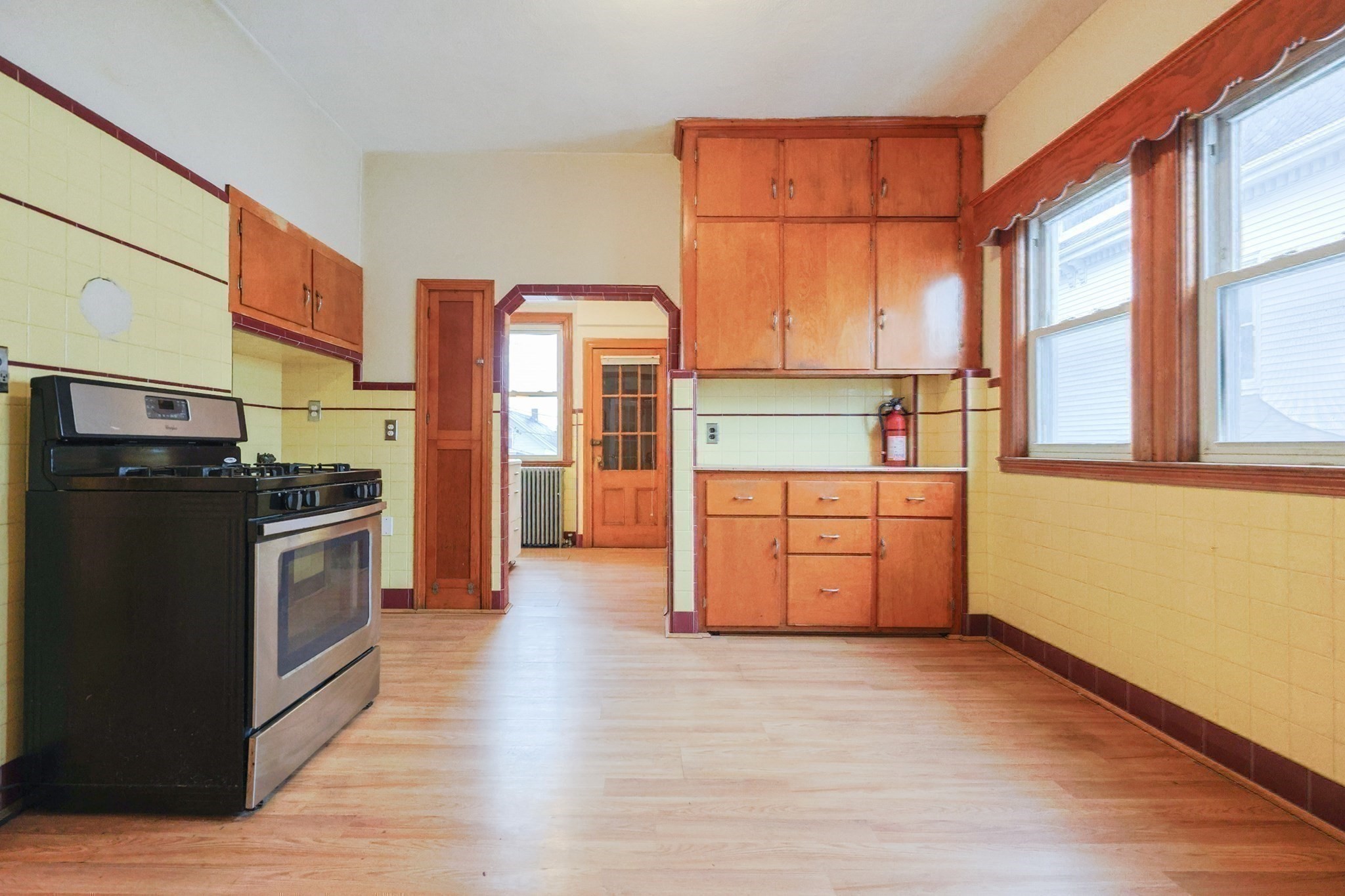 8 Benedict Avenue, Somerville, MA 02145 - Image 25