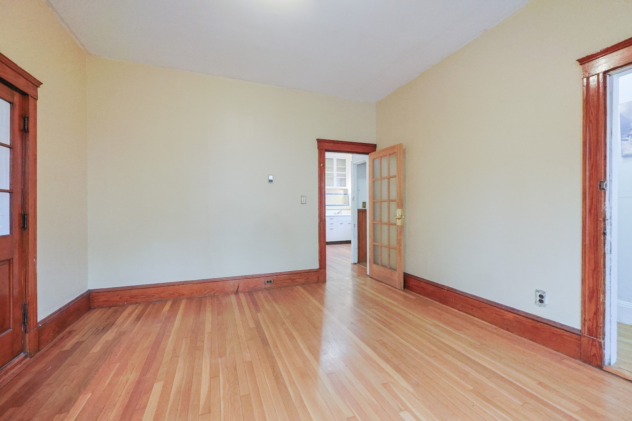 8 Benedict Avenue, Somerville, MA 02145 - Image 4