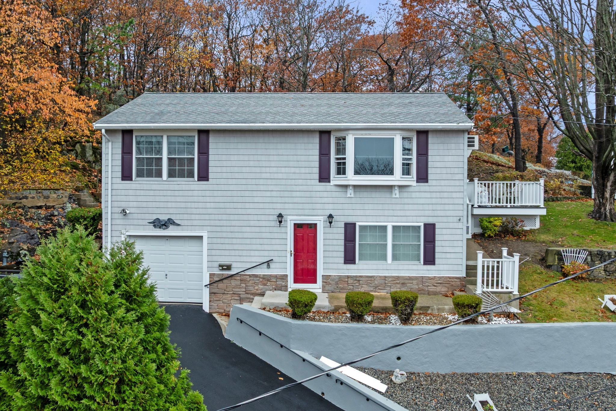 27 Bradford Ter, Lynn, MA 01905