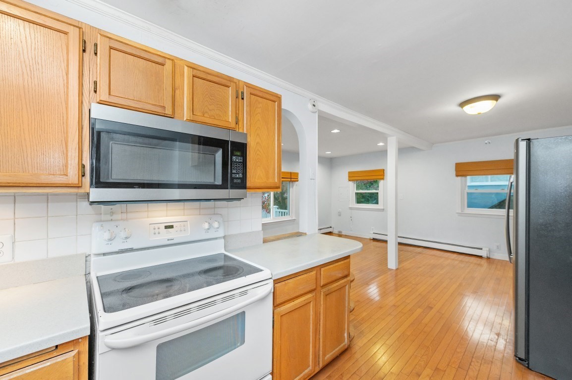 28 Hillcrest St, Waltham, MA 02451 - Image 4