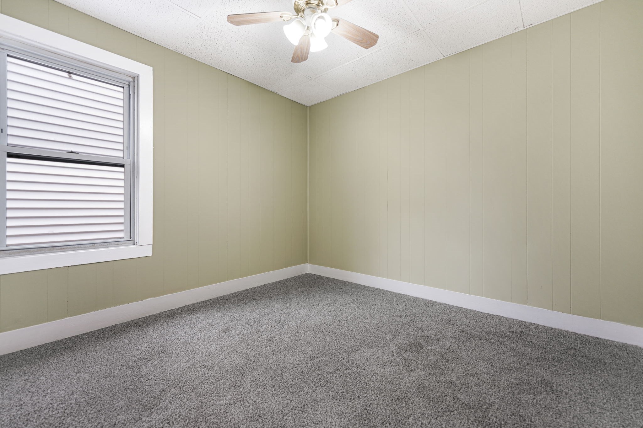 23 Lexington St, Fall River, MA 02723 - Image 11