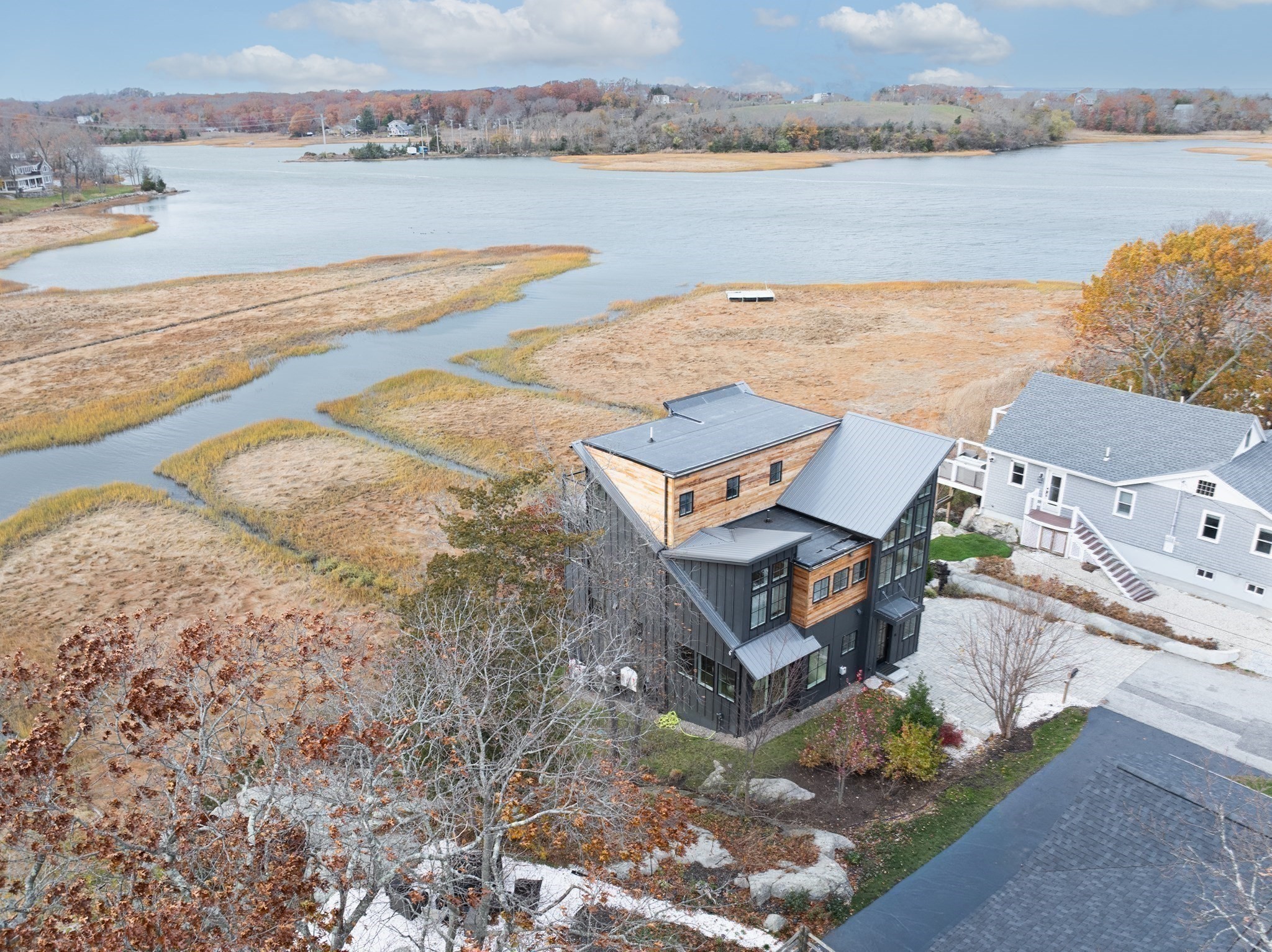 10 Chestnut Pl, Hingham, MA 02043 - Image 2