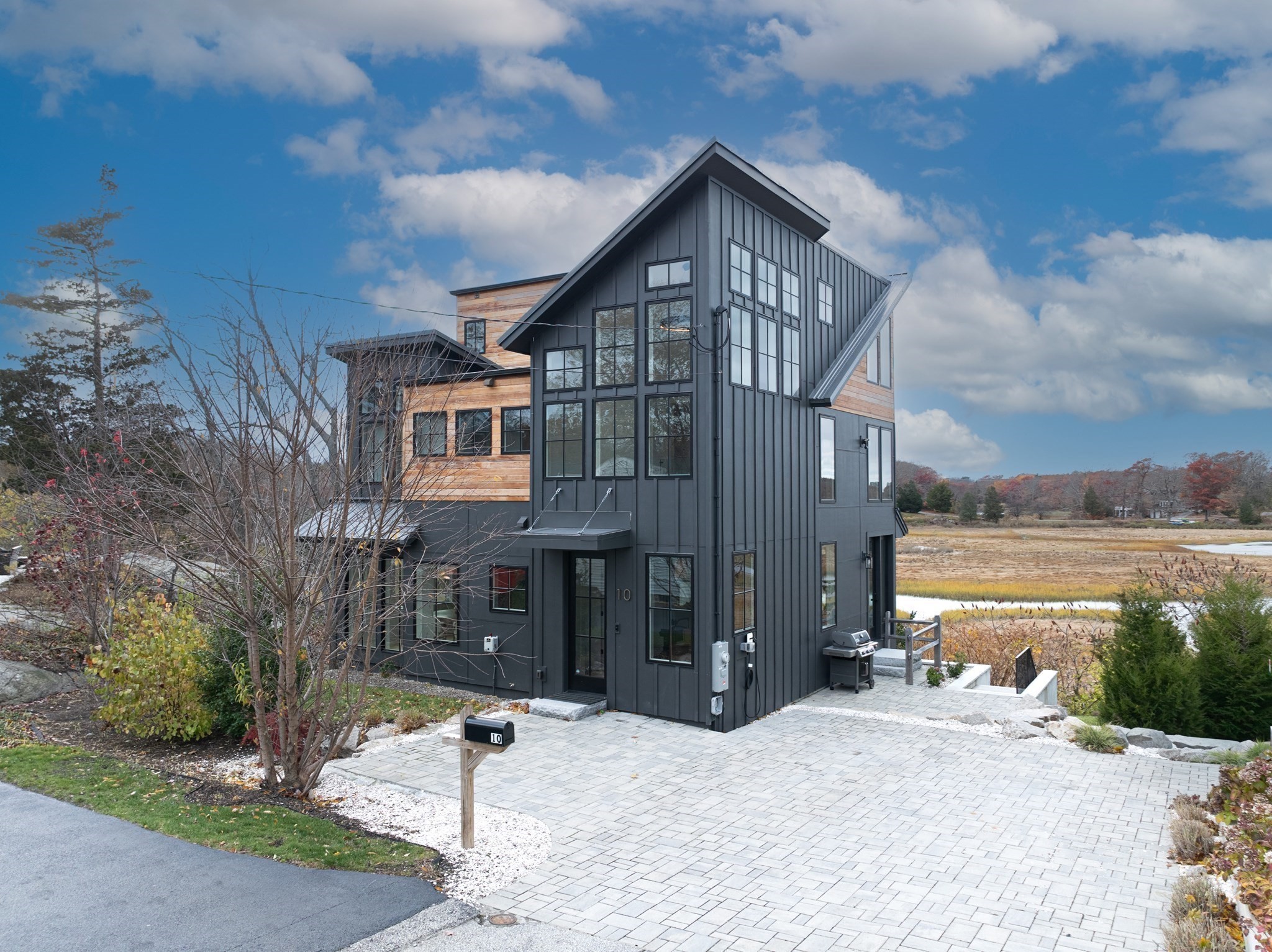 10 Chestnut Pl, Hingham, MA 02043 - Image 3