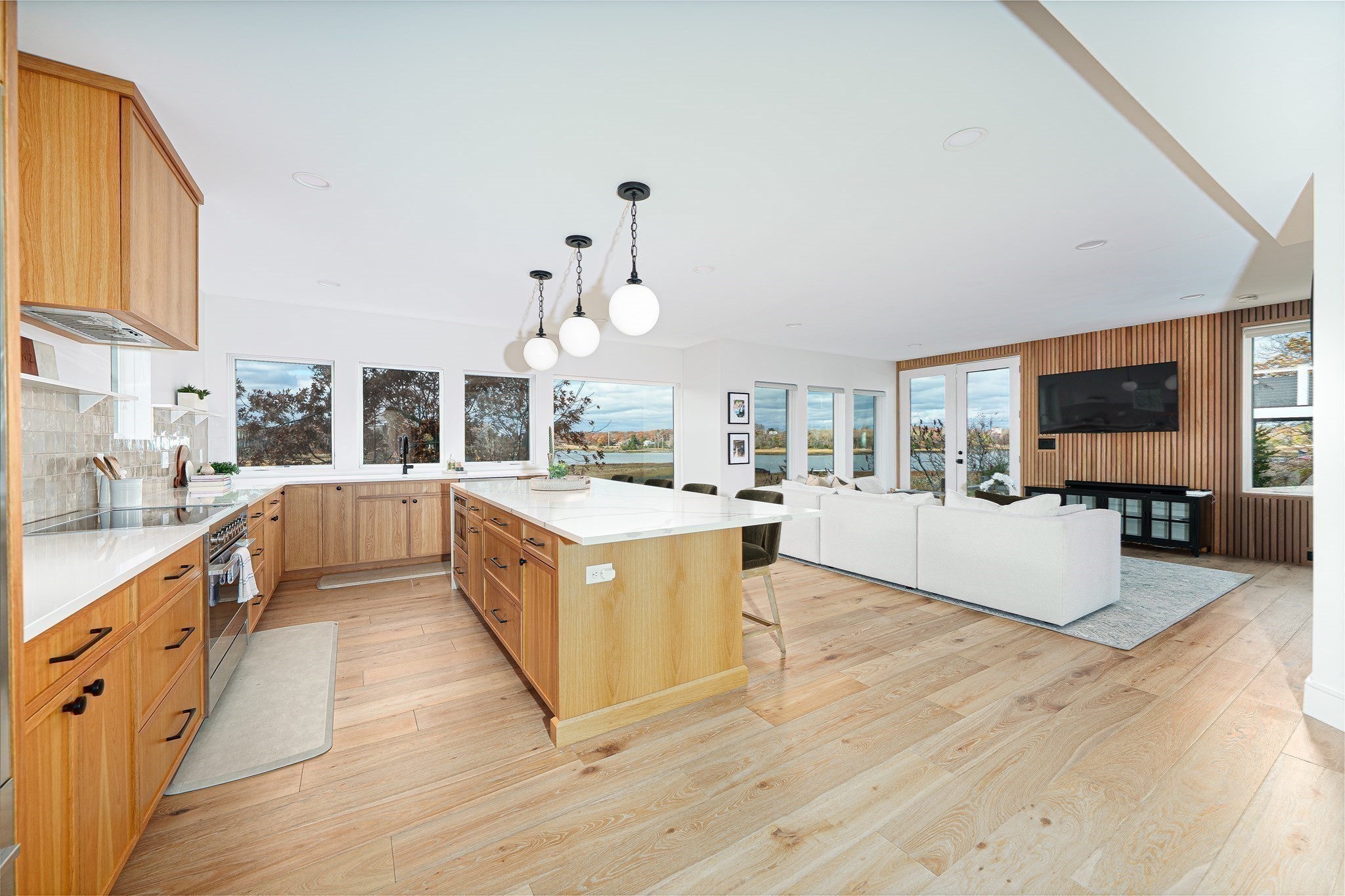 10 Chestnut Pl, Hingham, MA 02043 - Image 8