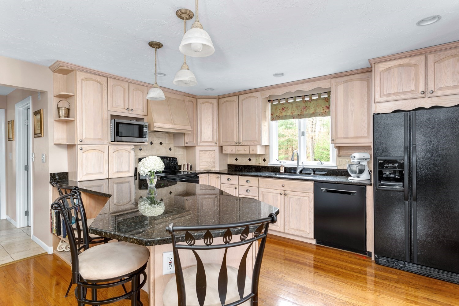 18 Mary Anne Dr, Franklin, MA 02038 - Image 8