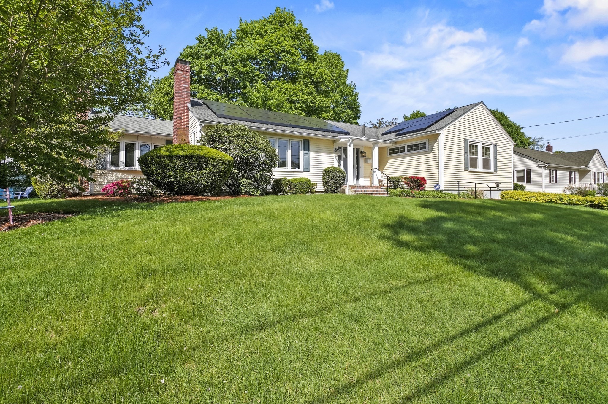 111 Draper Street, Lowell, MA 01852