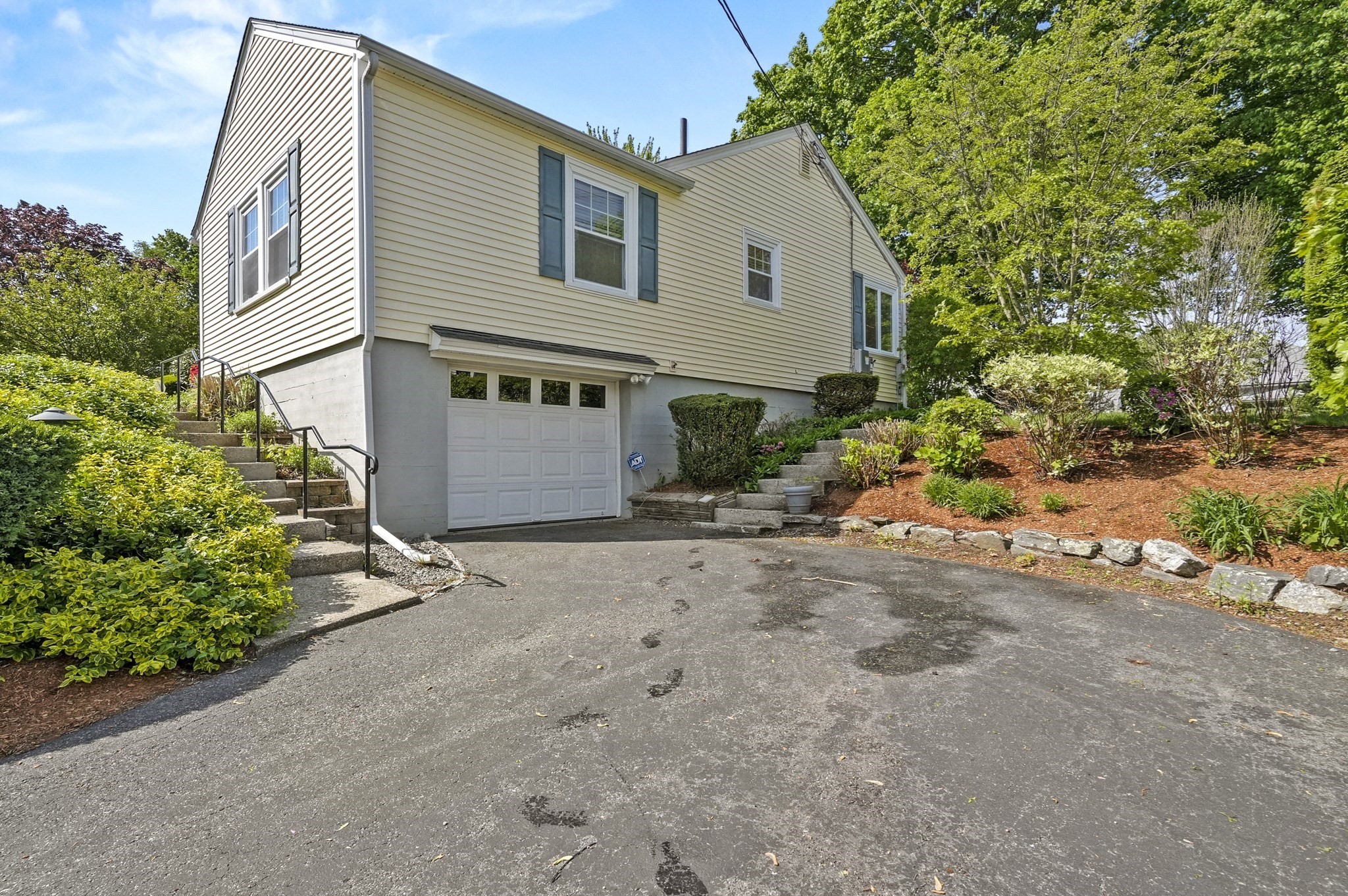 111 Draper Street, Lowell, MA 01852 - Image 40