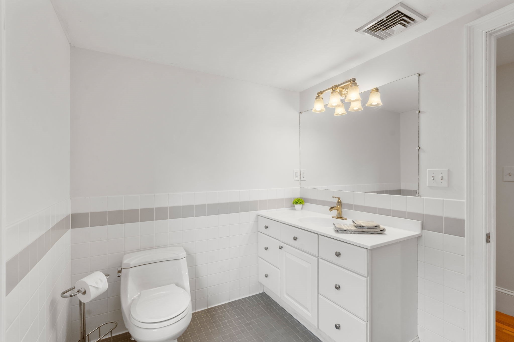 97 Mystic St Unit B, Arlington, MA 02474 - Image 16