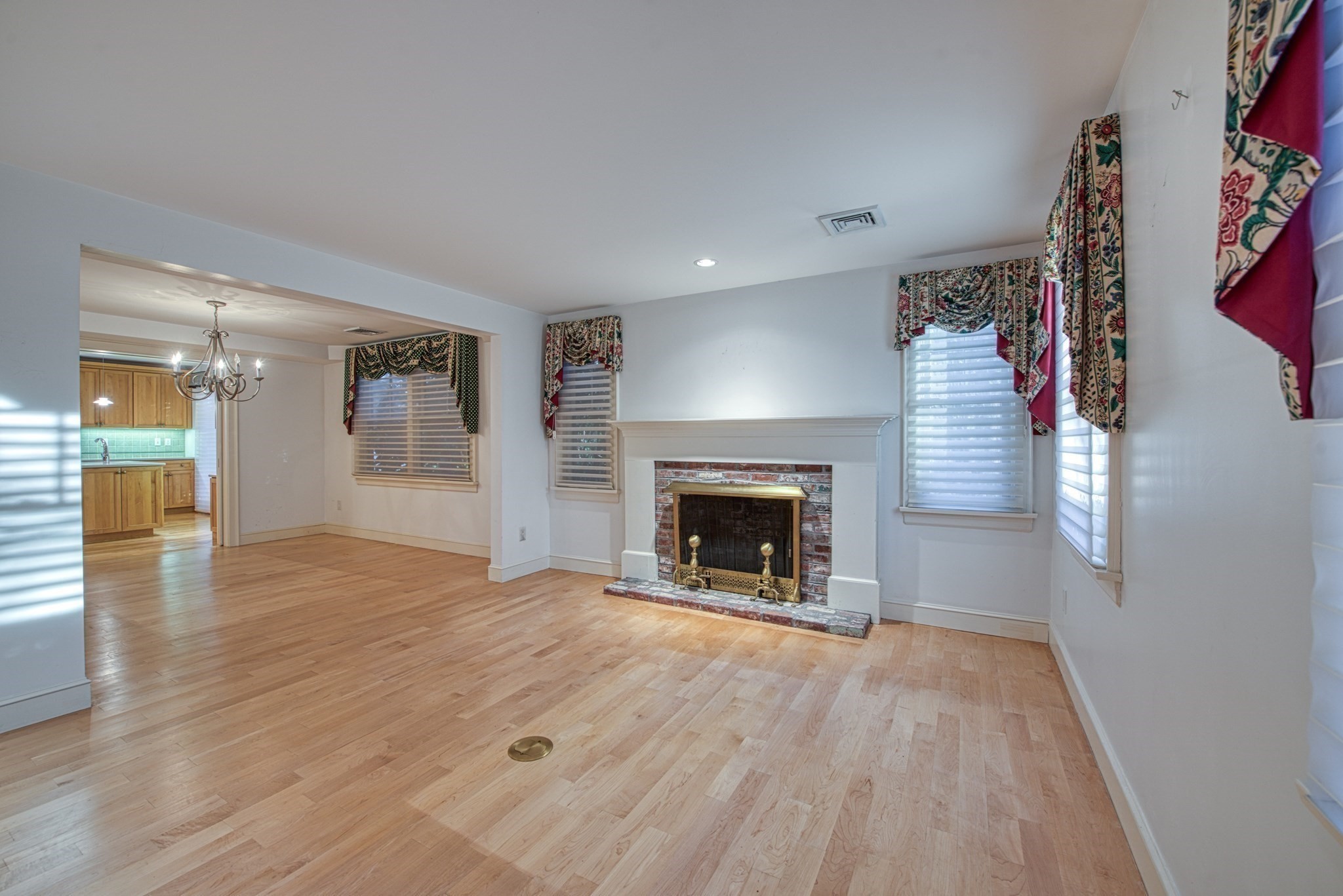 470 Rockland St, Brockton, MA 02301 - Image 17