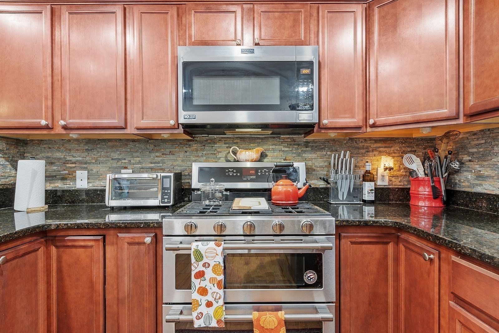 80 Rogers St Unit 204, Lowell, MA 01852 - Image 11