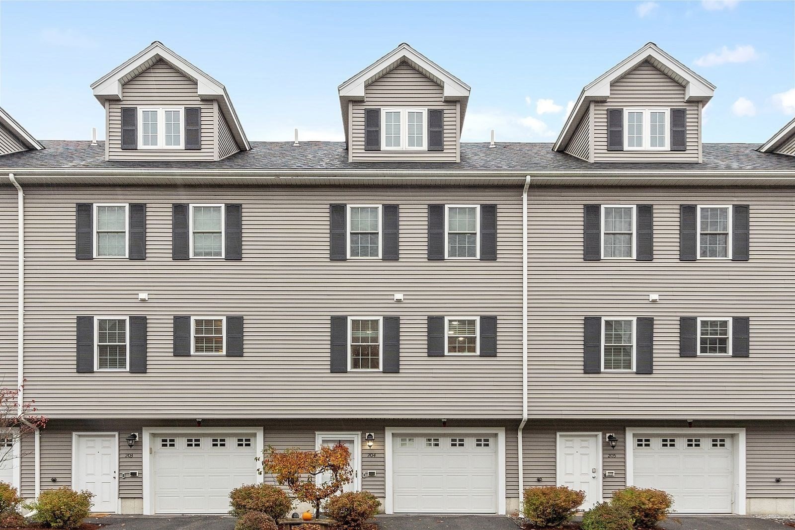 80 Rogers St Unit 204, Lowell, MA 01852 - Image 5