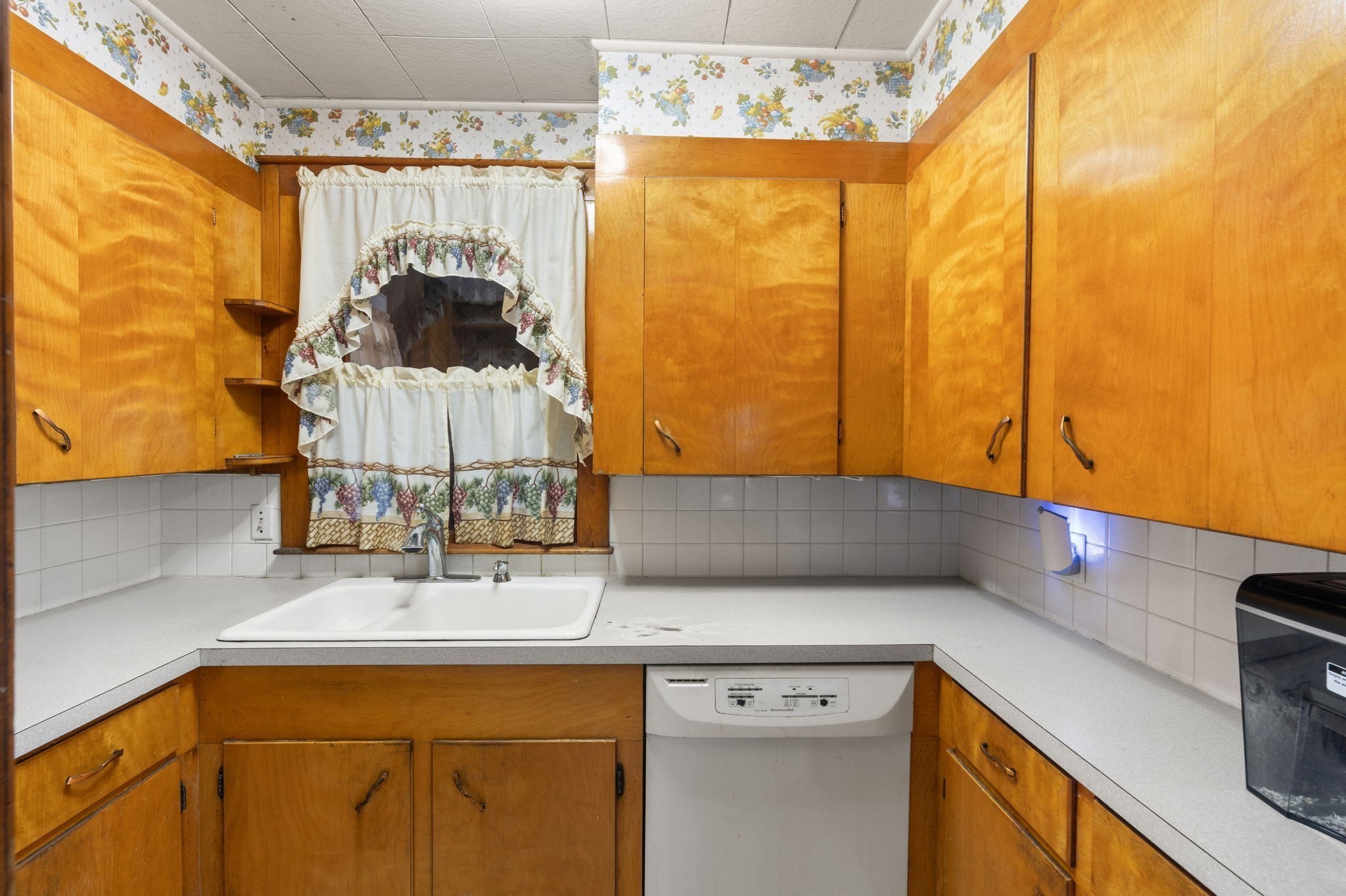 28 Fernald Ave, Haverhill, MA 01830 - Image 8