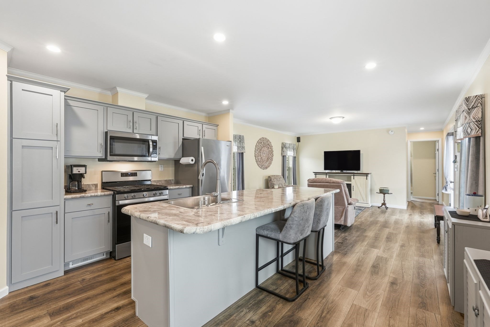 7 1st Ave, Westfield, MA 01085 - Image 8
